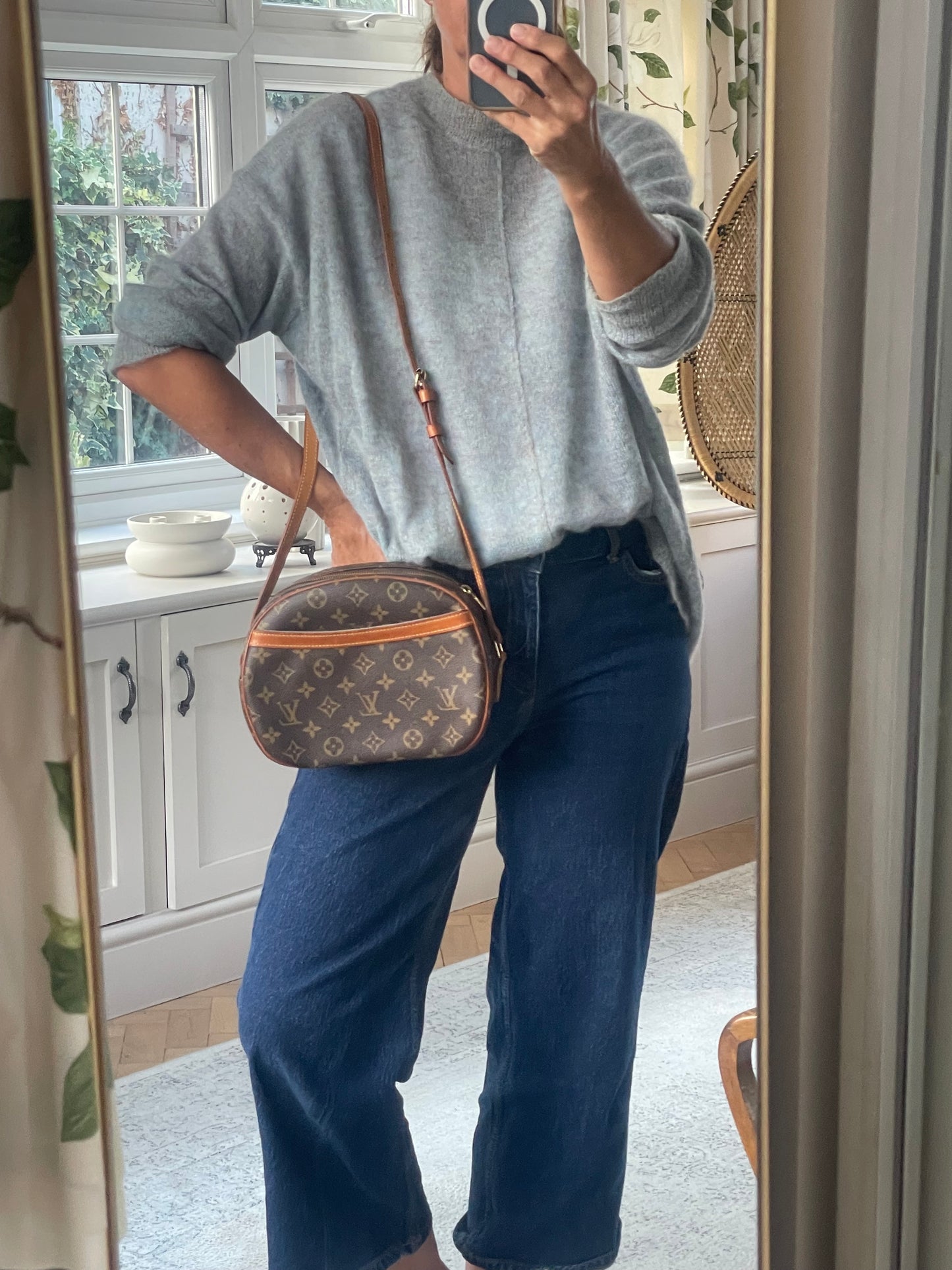 Preloved Louis Vuitton Blois Camera Bag