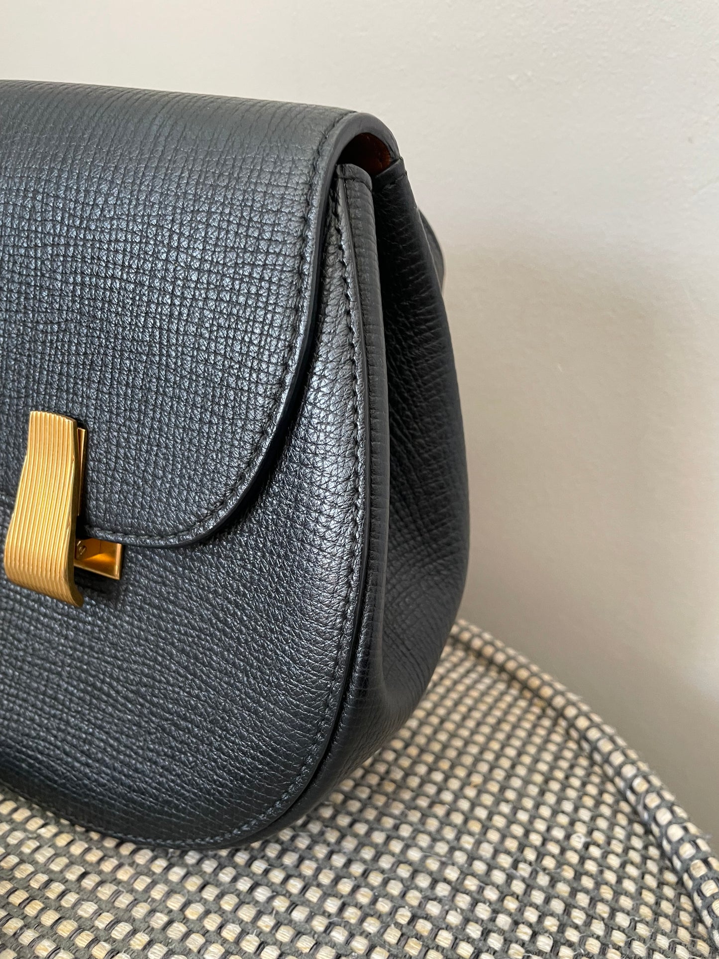 Preloved Bottega Veneta Palmellato Rounded Belt Bag