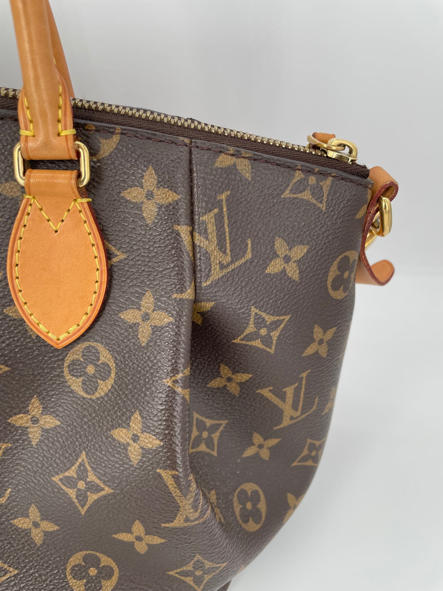 Preloved Louis Vuitton Monogram Turenne Tote Bag, MM