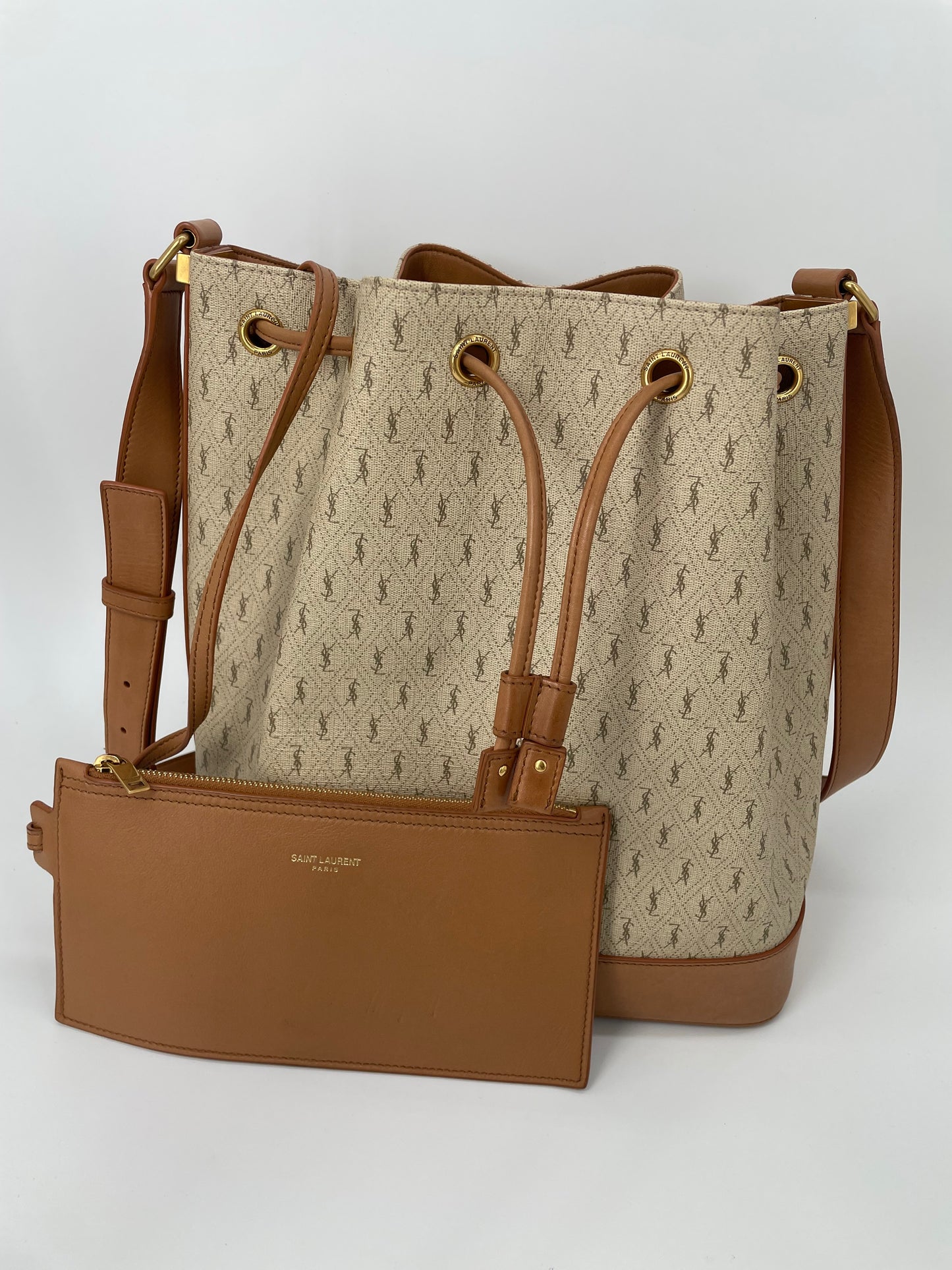 Preloved Saint Laurent Le Monogramme Bucket Bag
