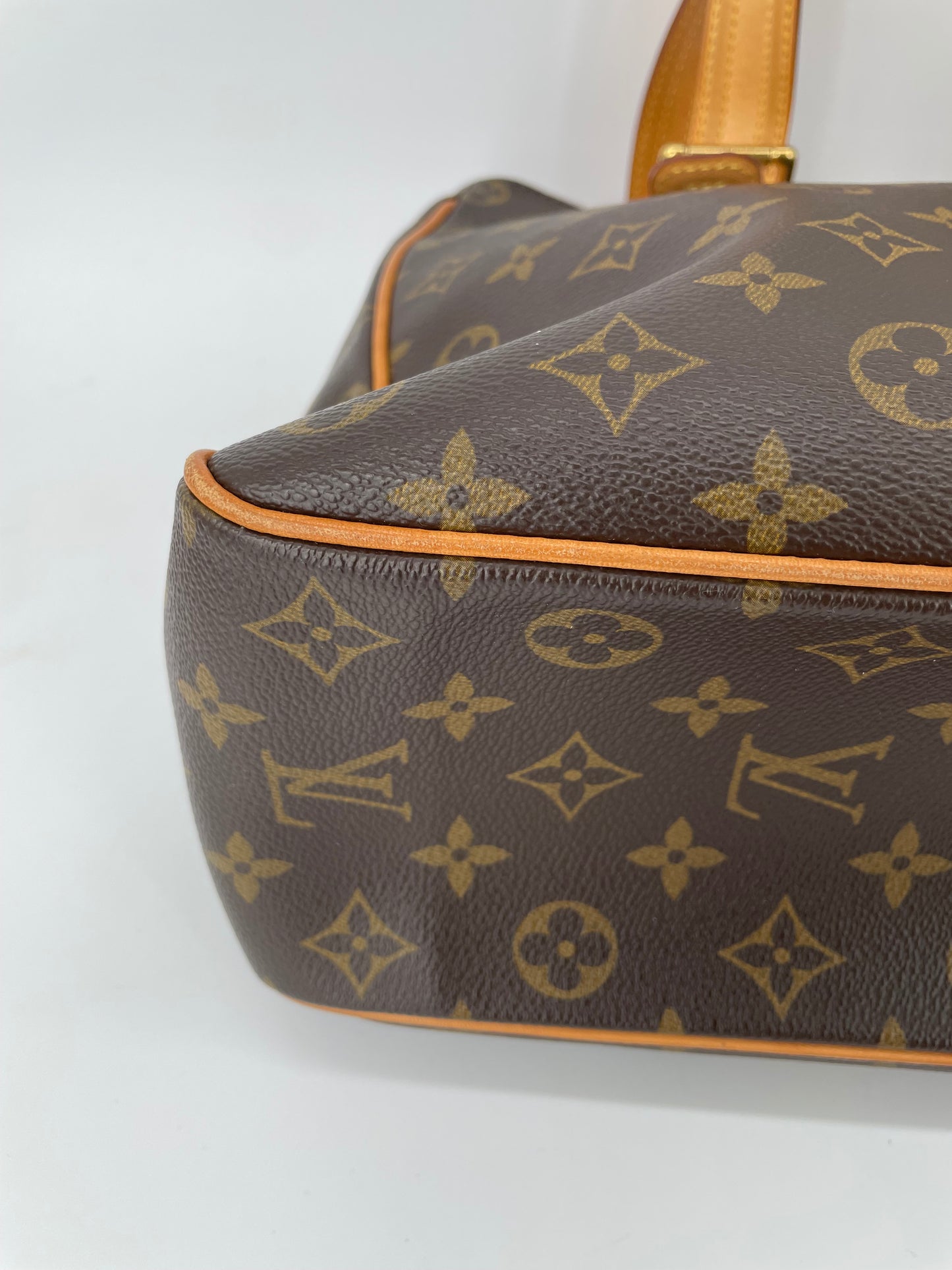 Preloved Louis Vuitton Multipli Cite Shoulder Tote Bag
