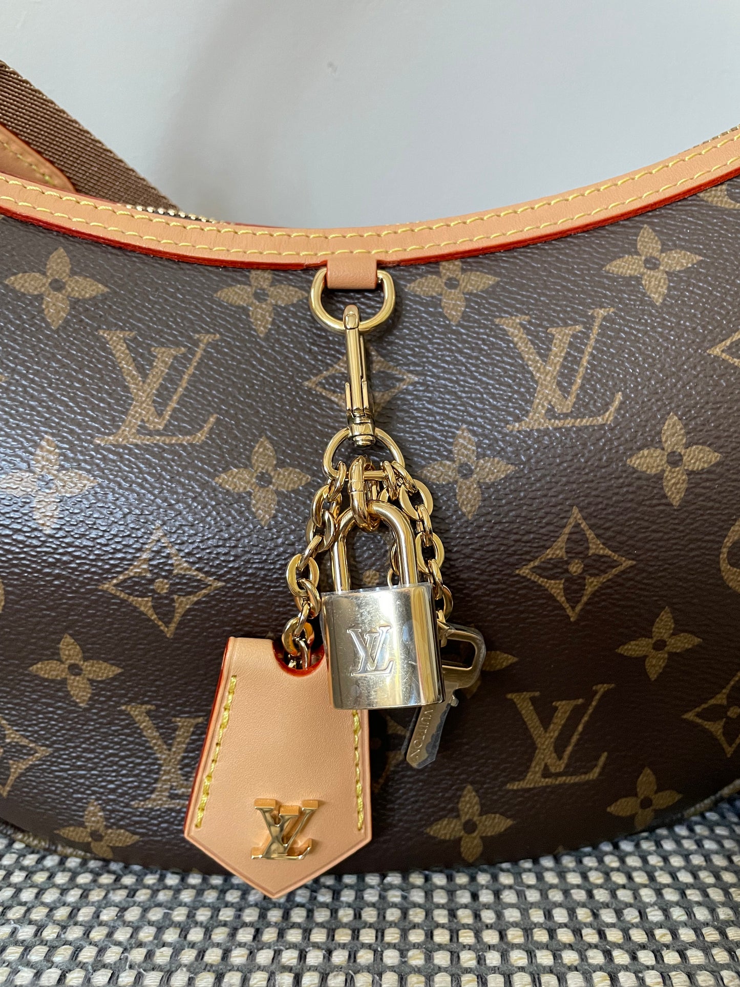 Preloved Louis Vuitton Looping Monogram Two Way Bag