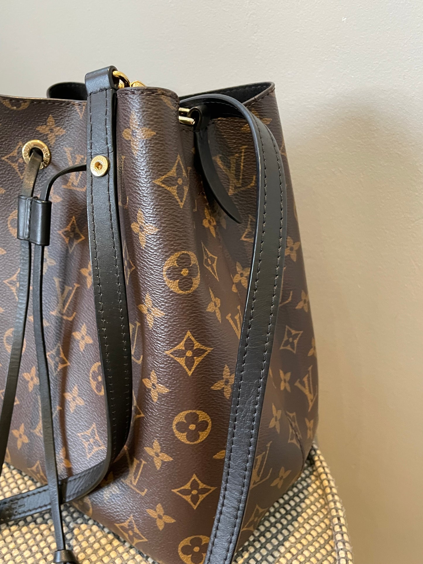 Preloved Louis Vuitton NeoNoe bag