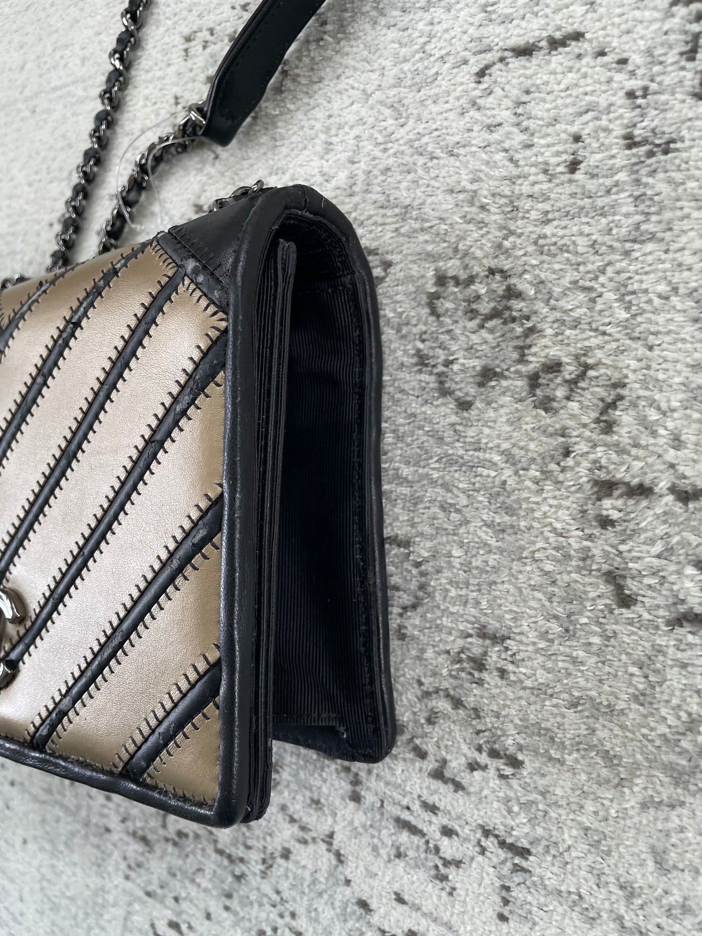 Preloved Chanel Lambskin Grosgrain Chevron
Quilted Couture Flap, Small