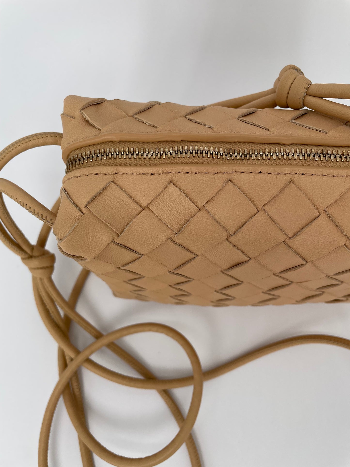 Preloved Bottega Veneta Loop Camera Bag, Mini