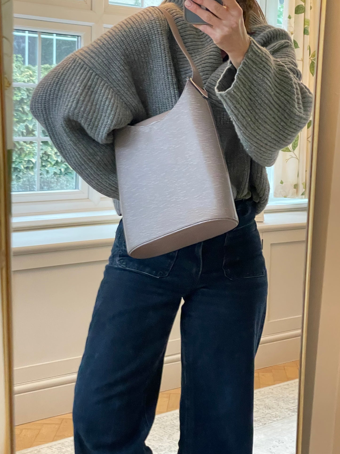 Preloved Vintage Louis Vuitton Epi Leather  Verseau Bucket Bag