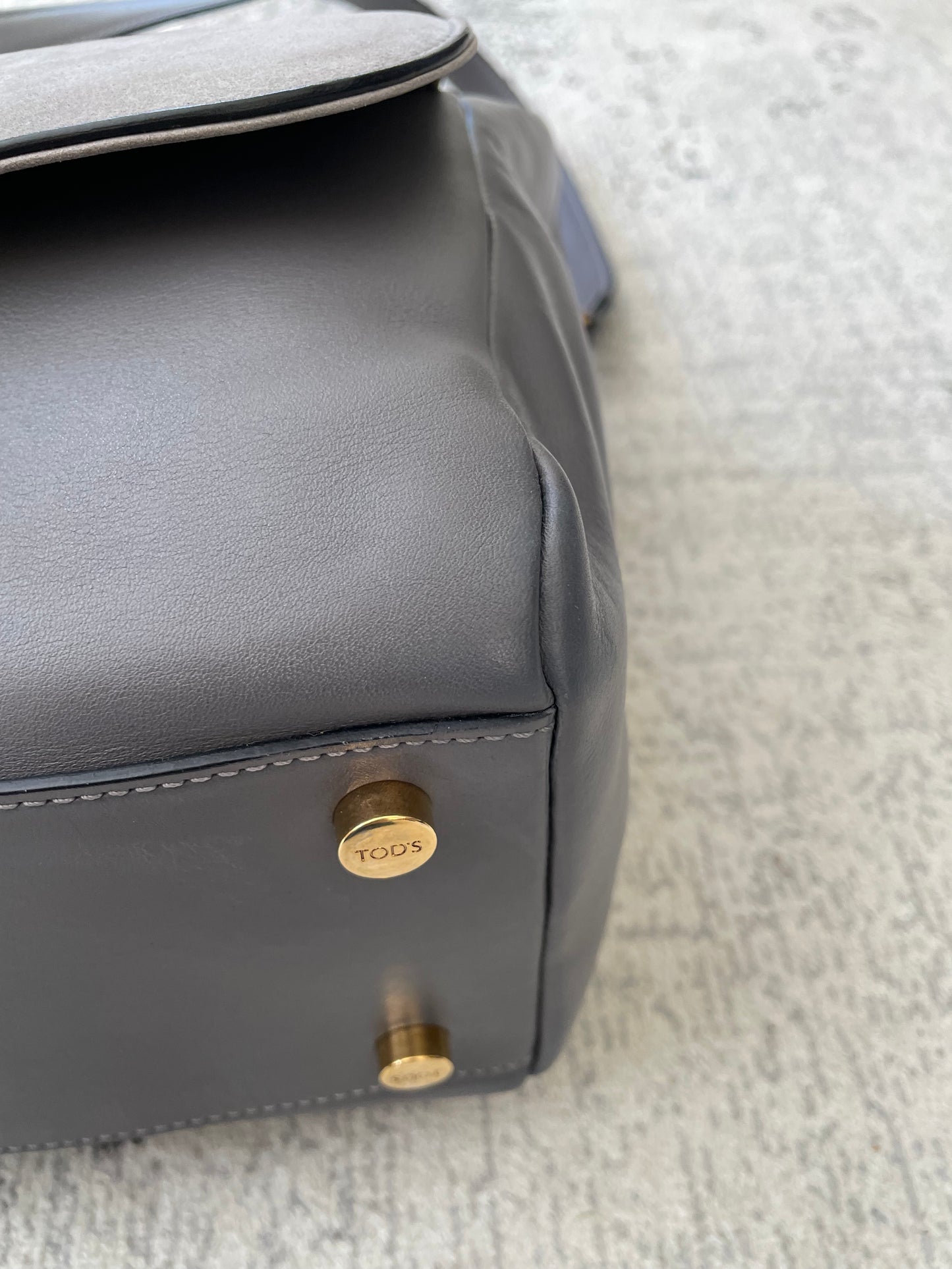 Preloved Tod’s Two Way Wave Bag, Large