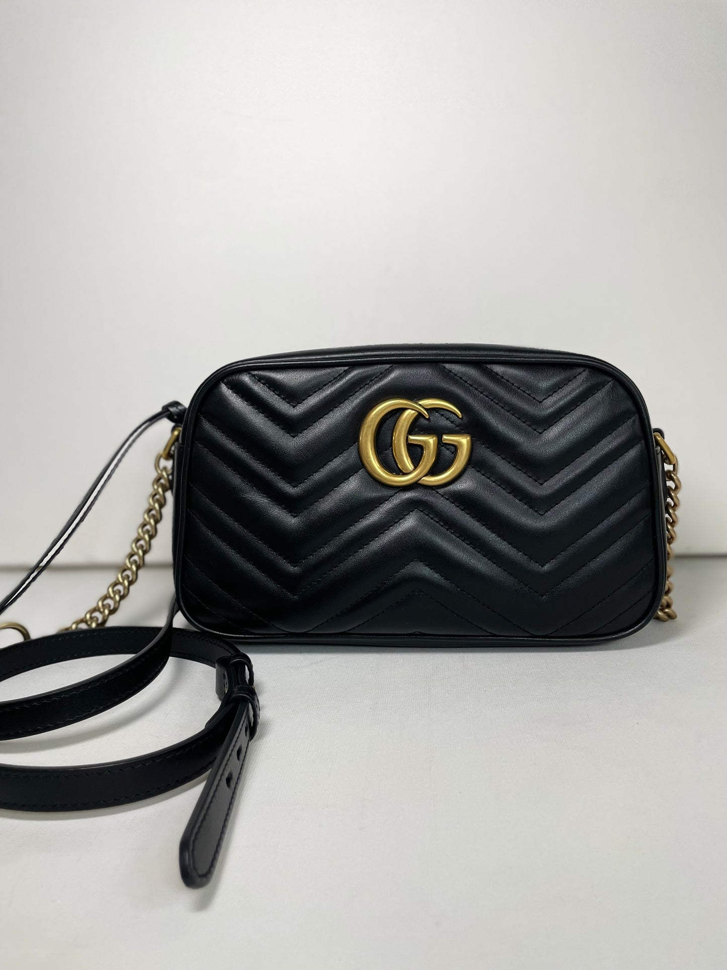 Preloved Gucci Marmont Shoulder Bag, Small
