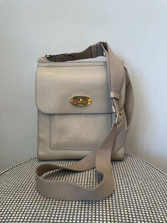Preloved Anthony Messenger Crossbody Bag, Regular
