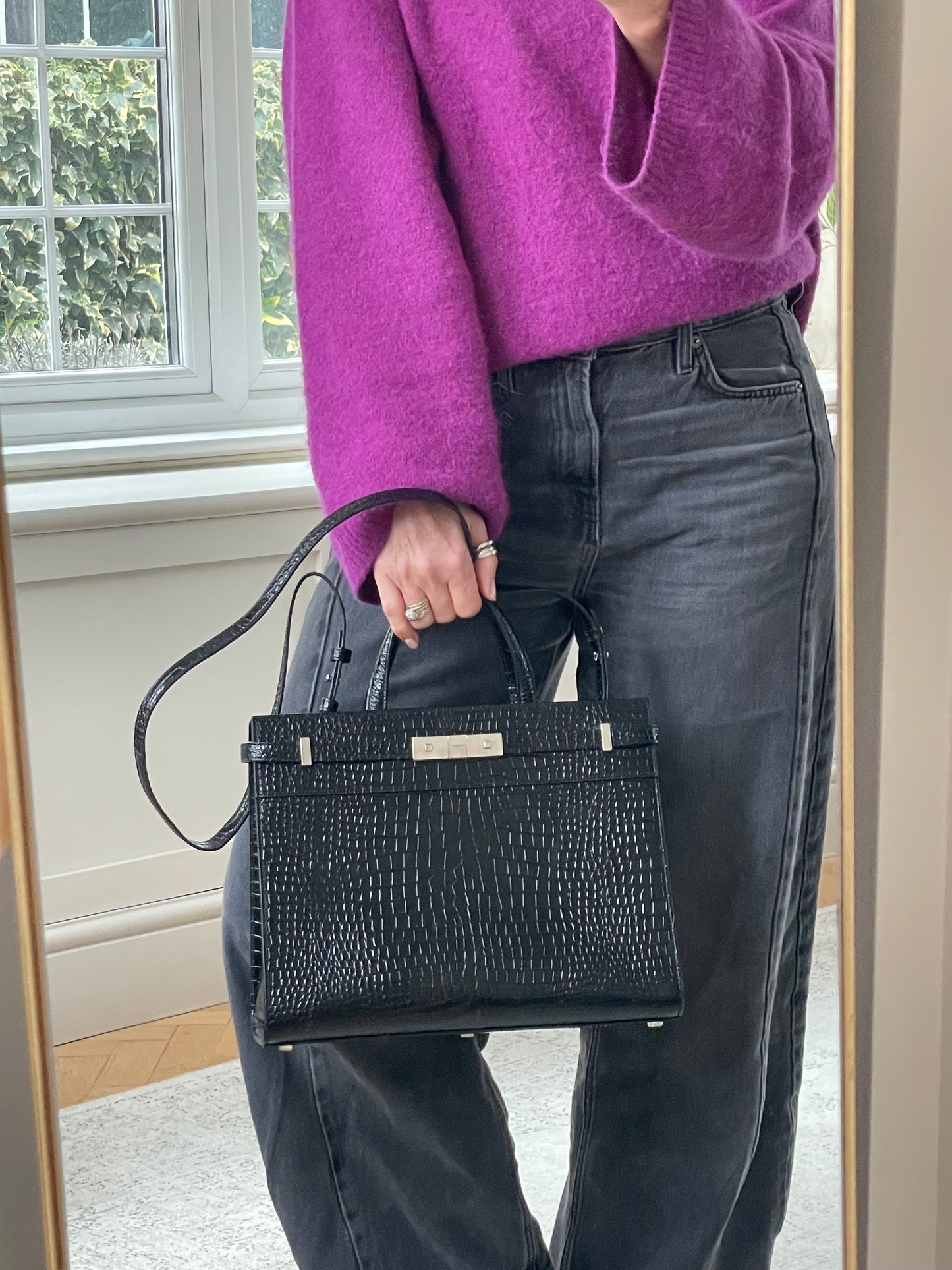 Preloved Saint Laurent Manhattan Tote Bag with Long Strap