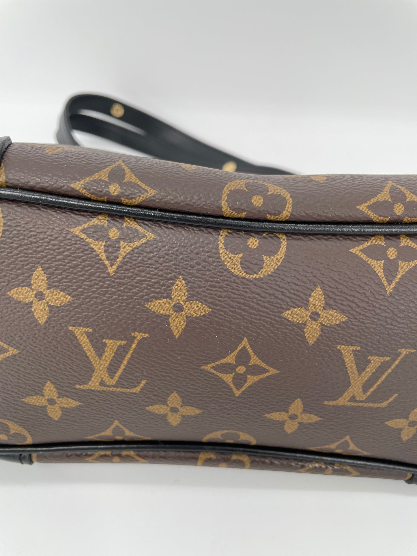Preloved Louis Vuitton Boulogne NM PM Shoulder Bag