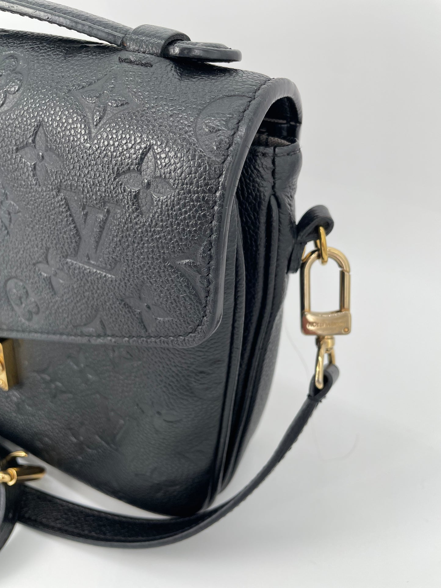 Preloved Louis Vuitton Empreinte Metis Crossbody Bag