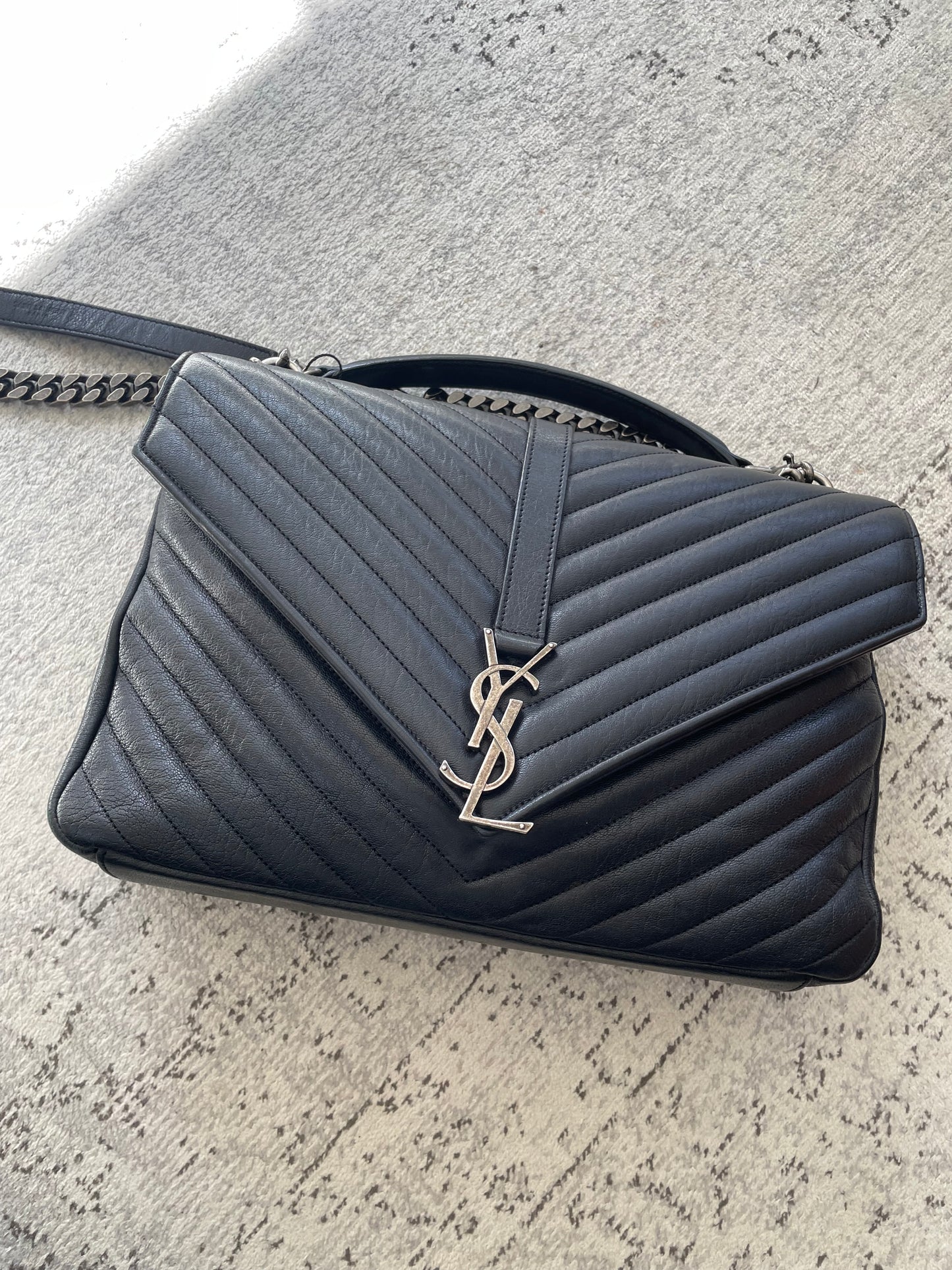 Preloved Saint Laurent Matelasse Chevron Monogram College Bag, Large