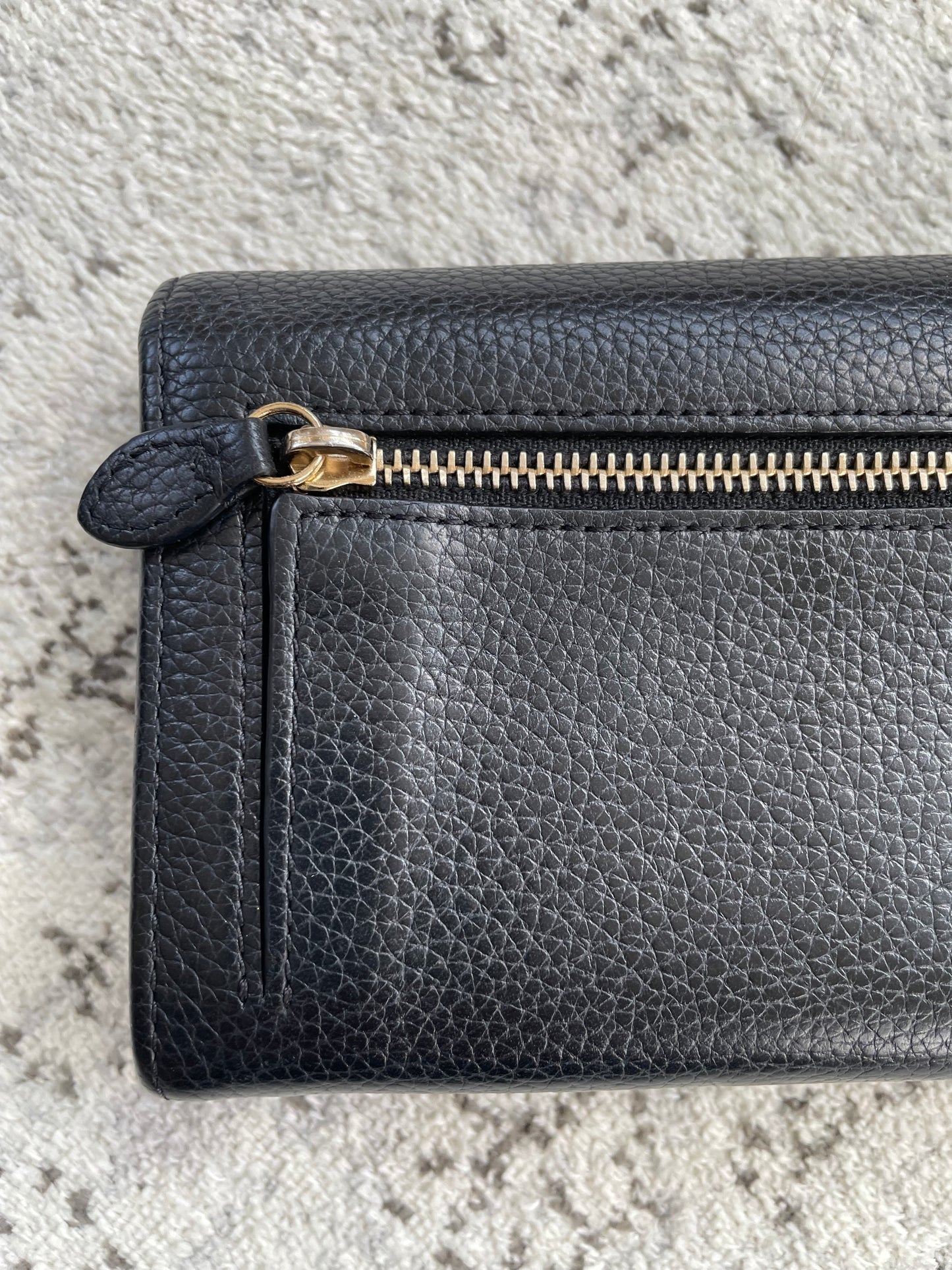 Preloved Mulberry Continental Tree Classic Grain Wallet