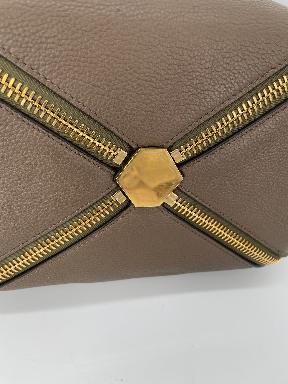 Preloved Mulberry Camden Bucket Shoulder Bag, Medium