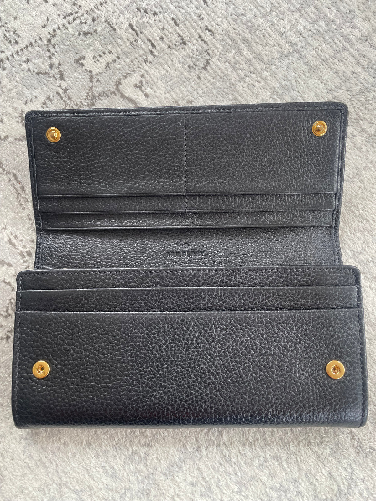 Preloved Mulberry Continental Tree Classic Grain Wallet