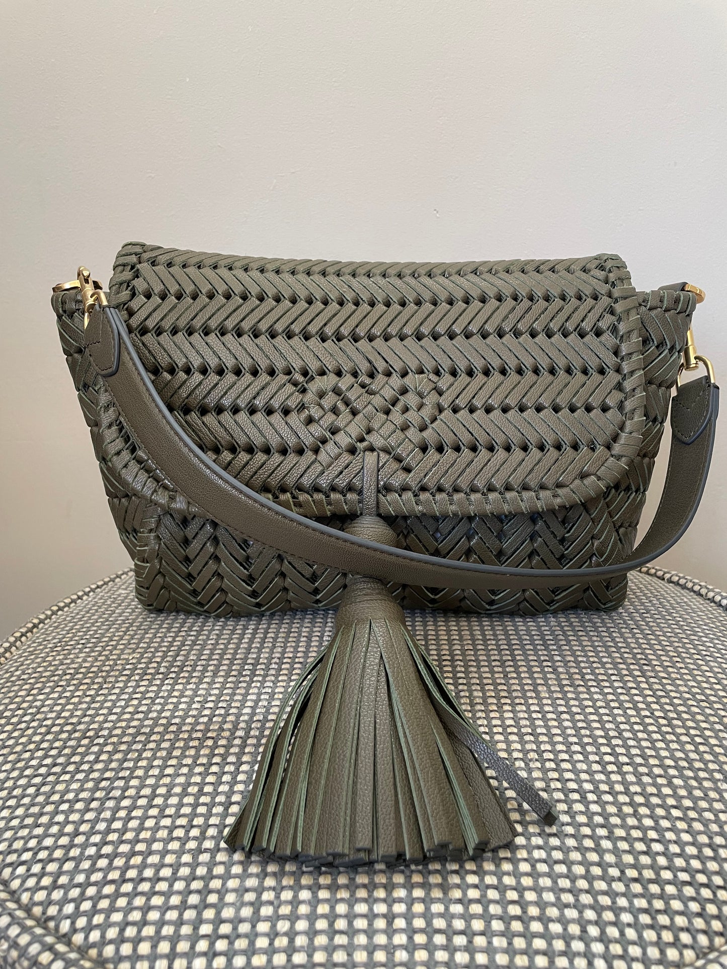Preloved Anya Hindmarch Neeson Tassel Shoulder Bag