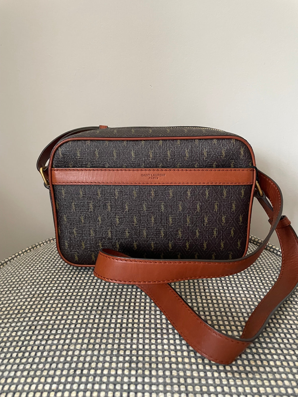 Preloved Saint Laurent Le Monogramme Camera Bag