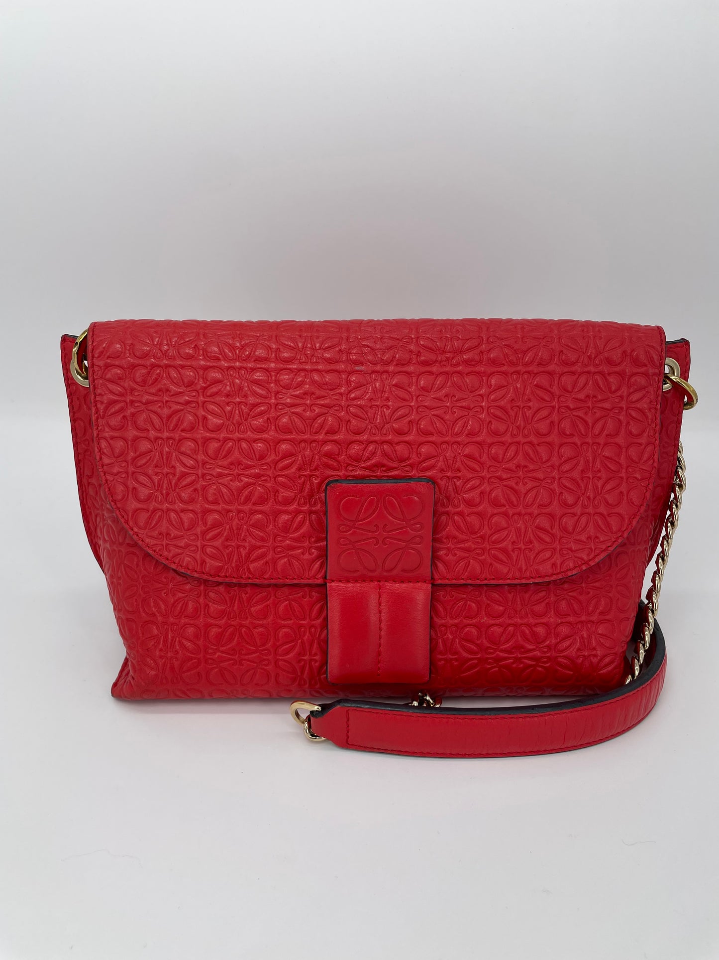 Preloved Loewe Avenue Embossed Shoulder Bag