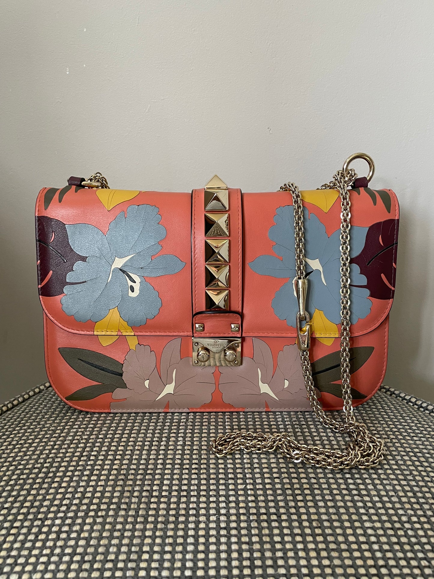 Preloved Valentino Garavani, Vitello Floral Glam Lock Rockstud Flap bag, Medium