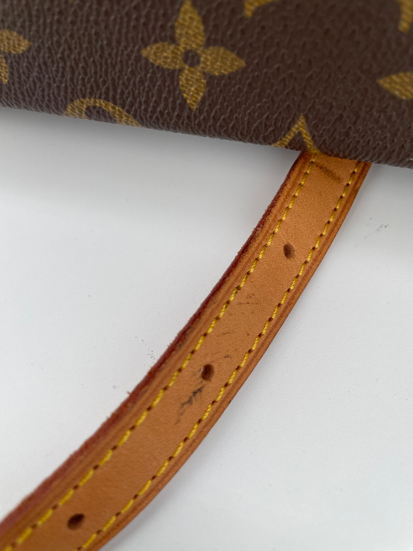 Preloved Vintage Louis Vuitton Canvas Trocadero Bag