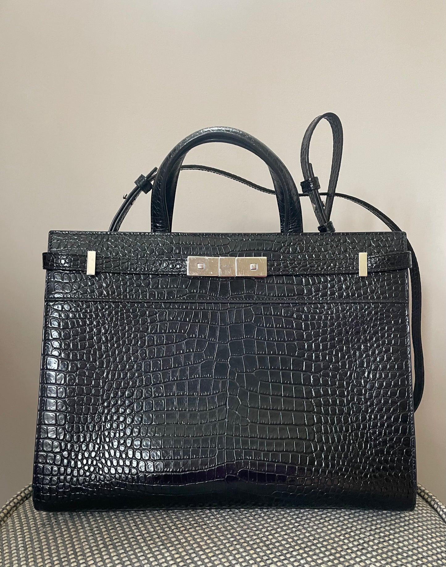 Preloved Saint Laurent Manhattan Tote Bag with Long Strap