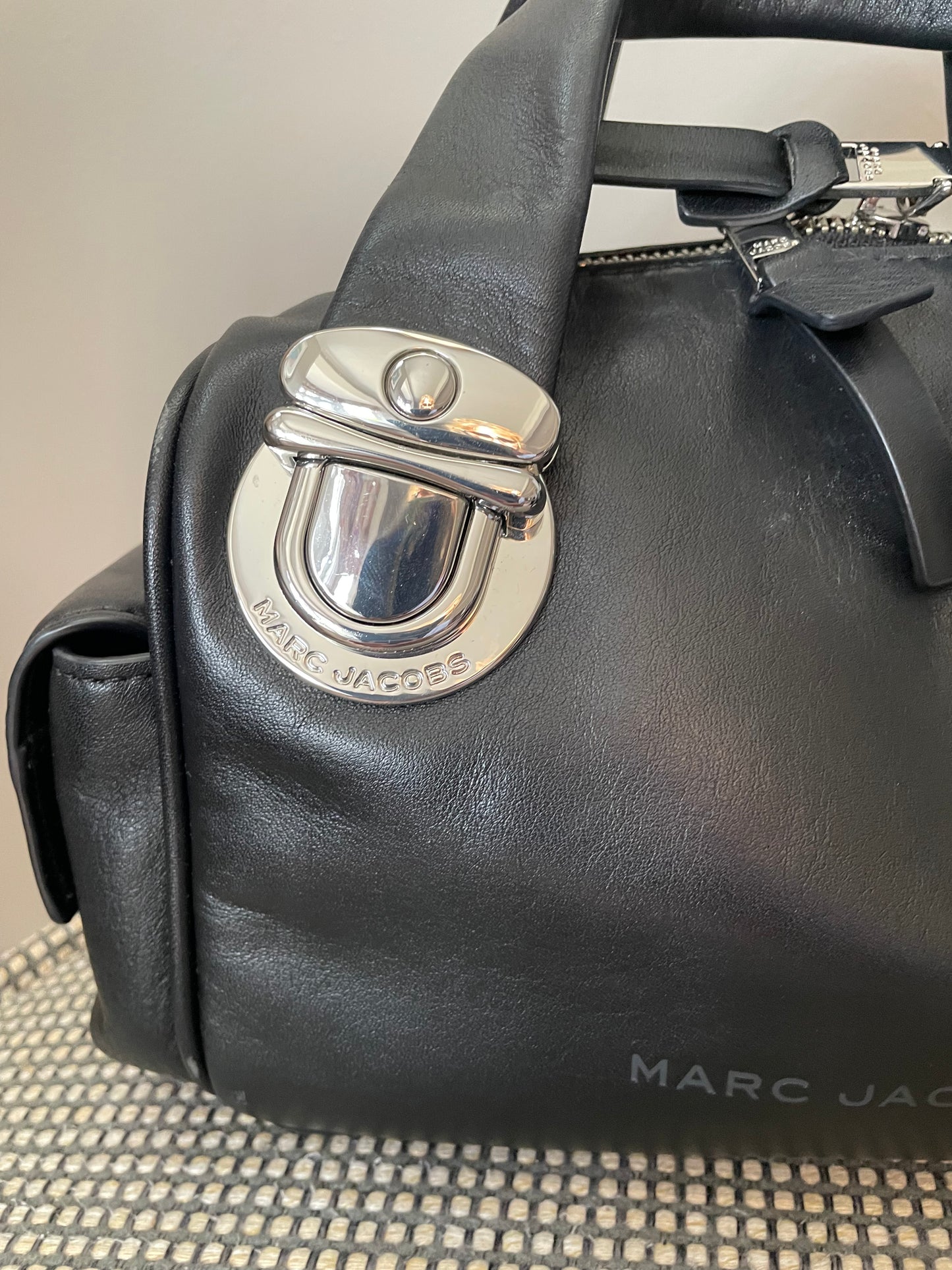 Preloved Marc Jacobs Pushlock satchel bag, Mini
