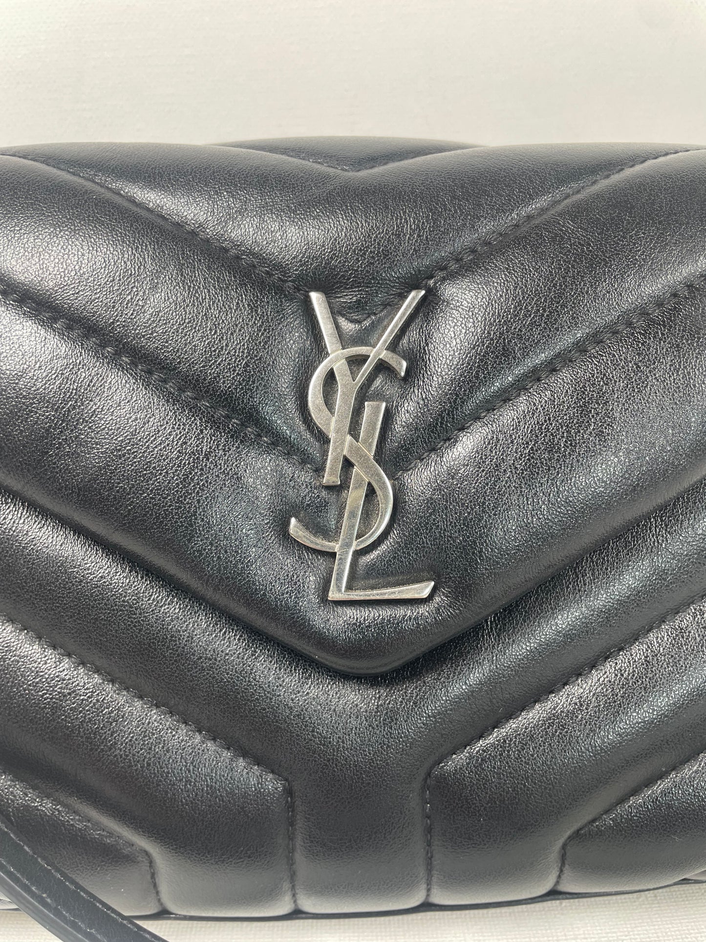 Preloved Saint Laurent Loulou Shoulder Bag, Toy