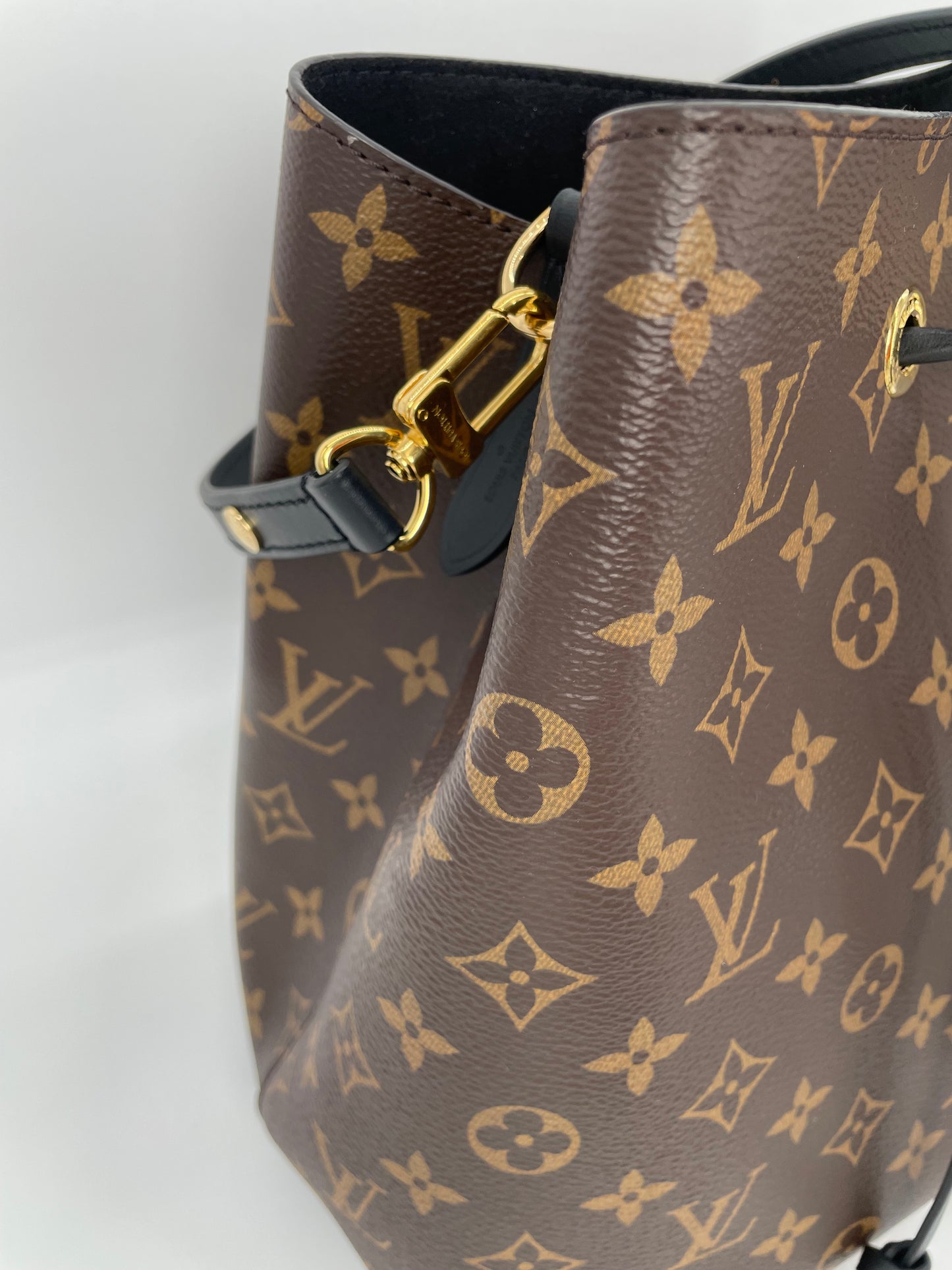 Preloved Louis Vuitton NeoNoe bag