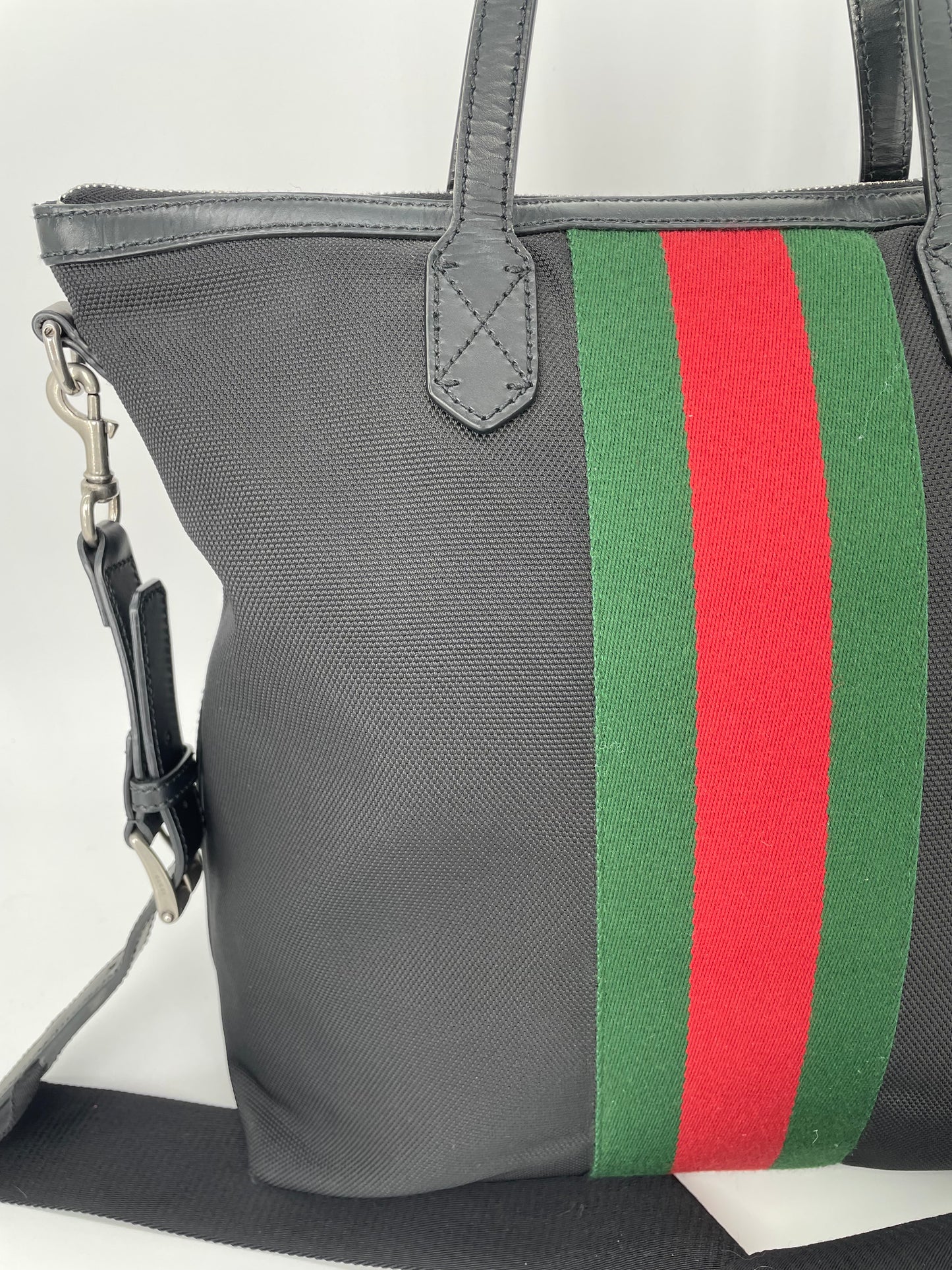 Preloved Gucci Techno Canvas Web Top Handle Messenger Shoulder Bag