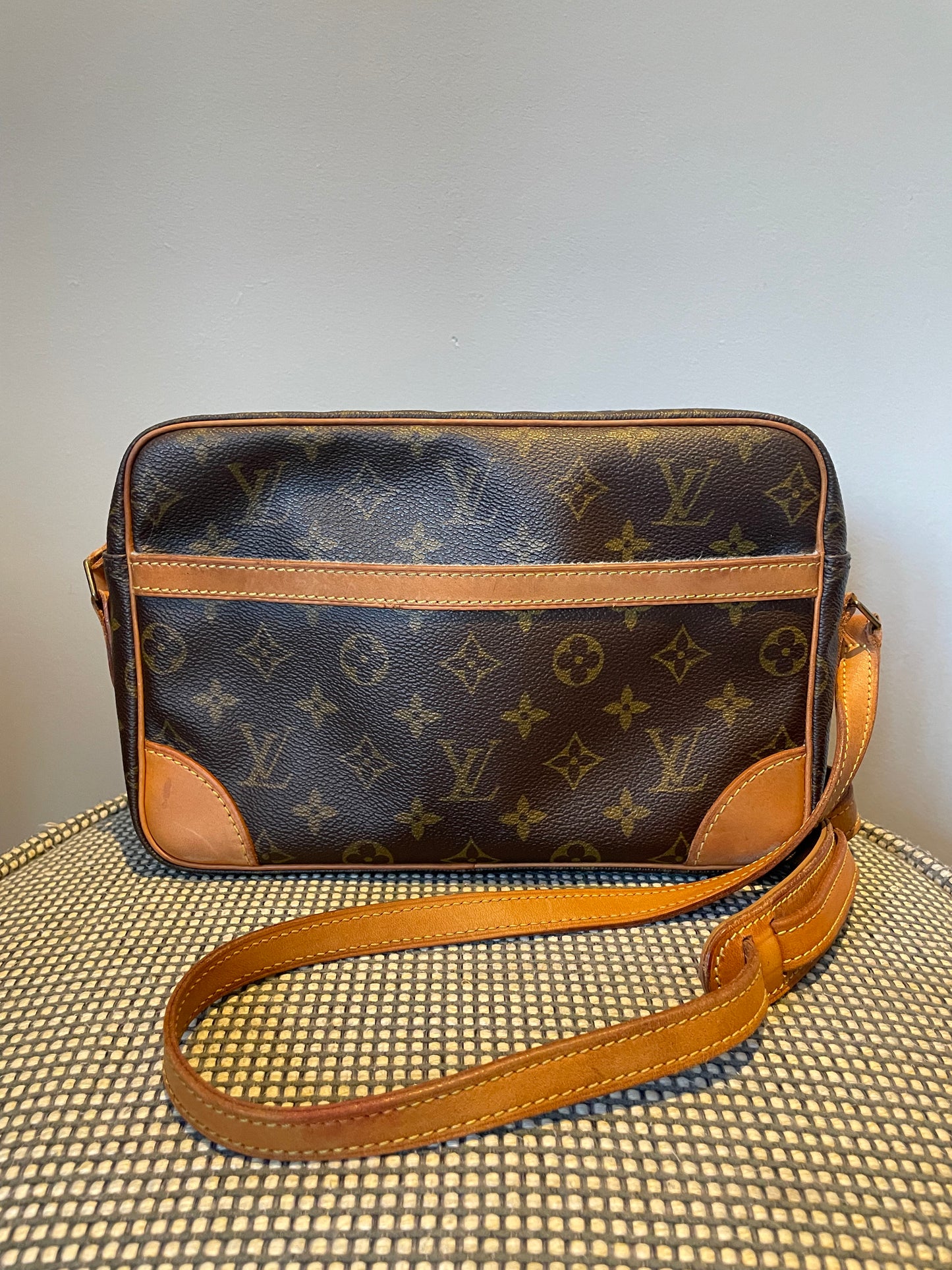 Preloved Vintage Louis Vuitton Canvas Trocadero Bag