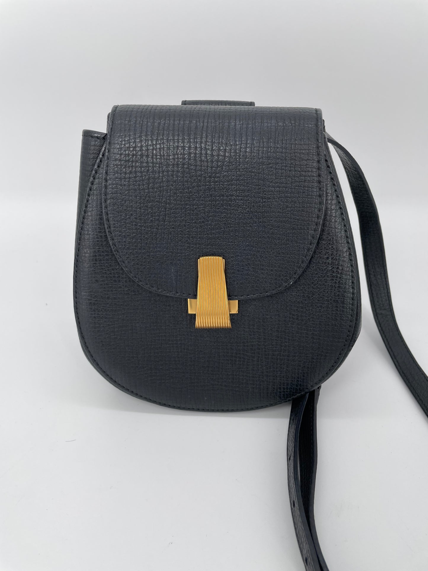 Preloved Bottega Veneta Palmellato Rounded Belt Bag