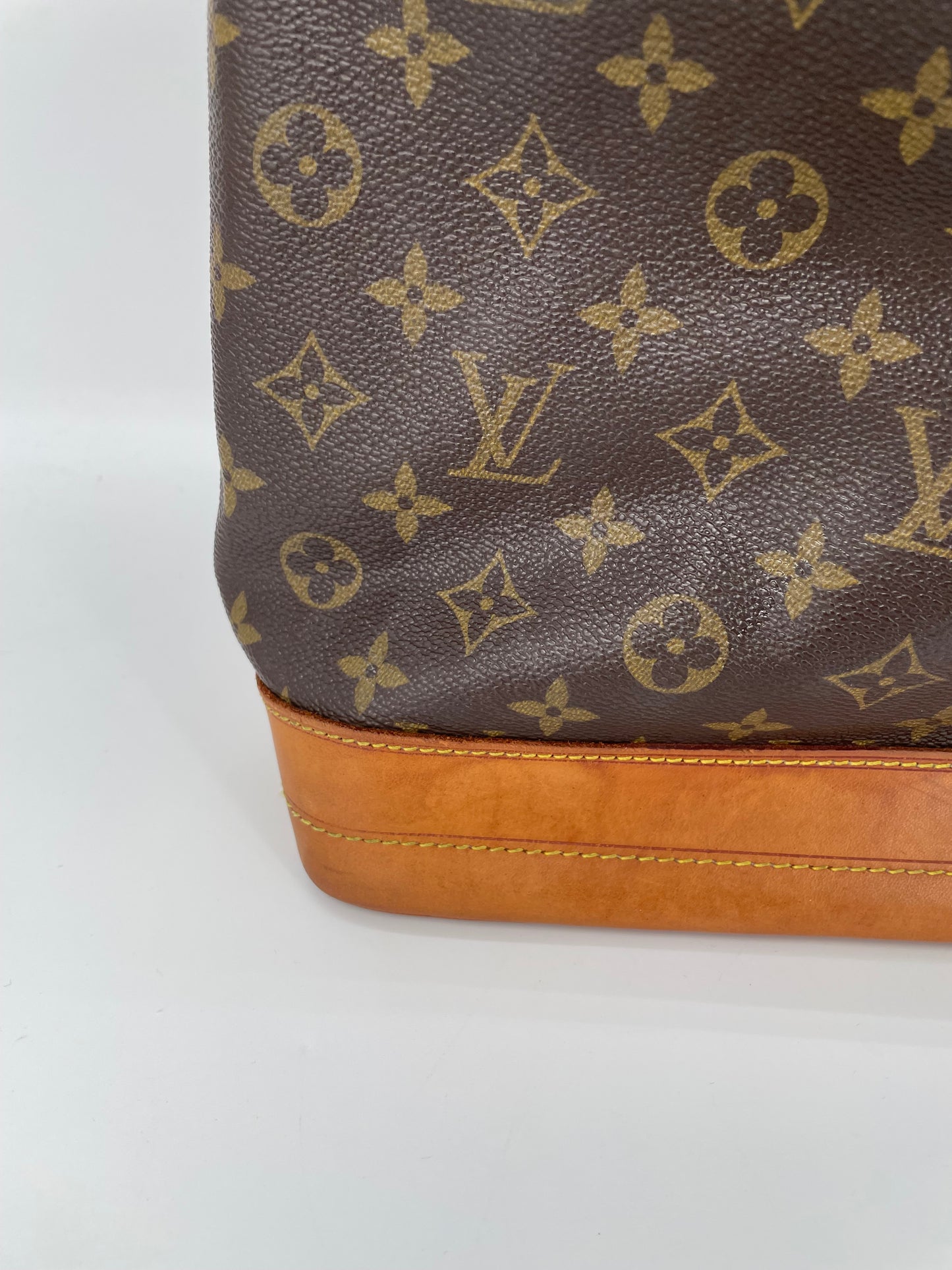 Preloved, Vintage Louis Vuitton Noe Bucket Bag, Large