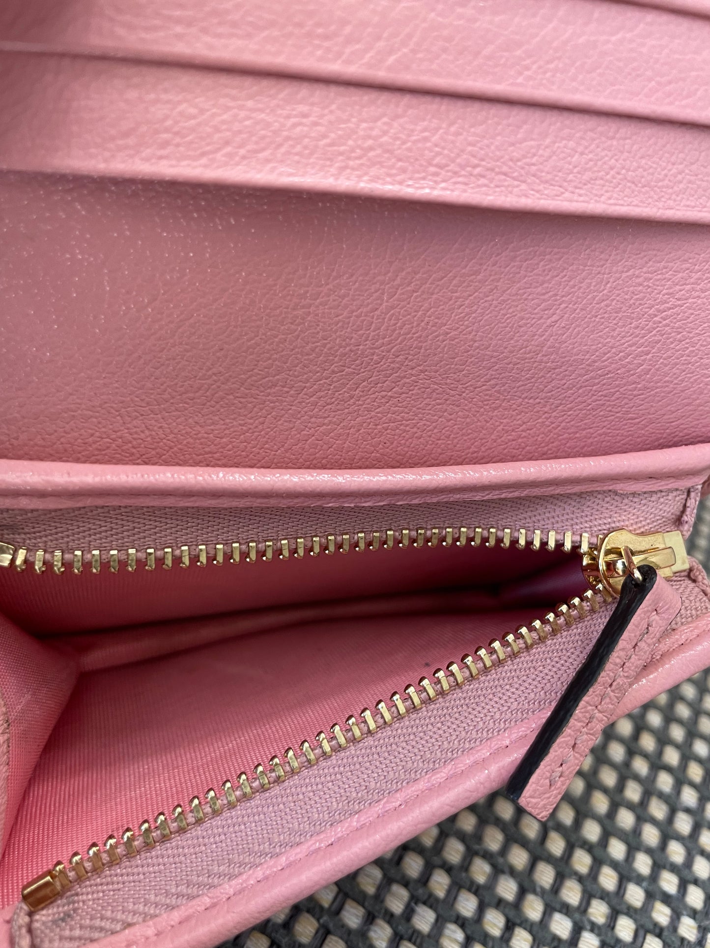 Preloved Gucci Matelasse Diagonal Torchon GG Marmont Card Wallet