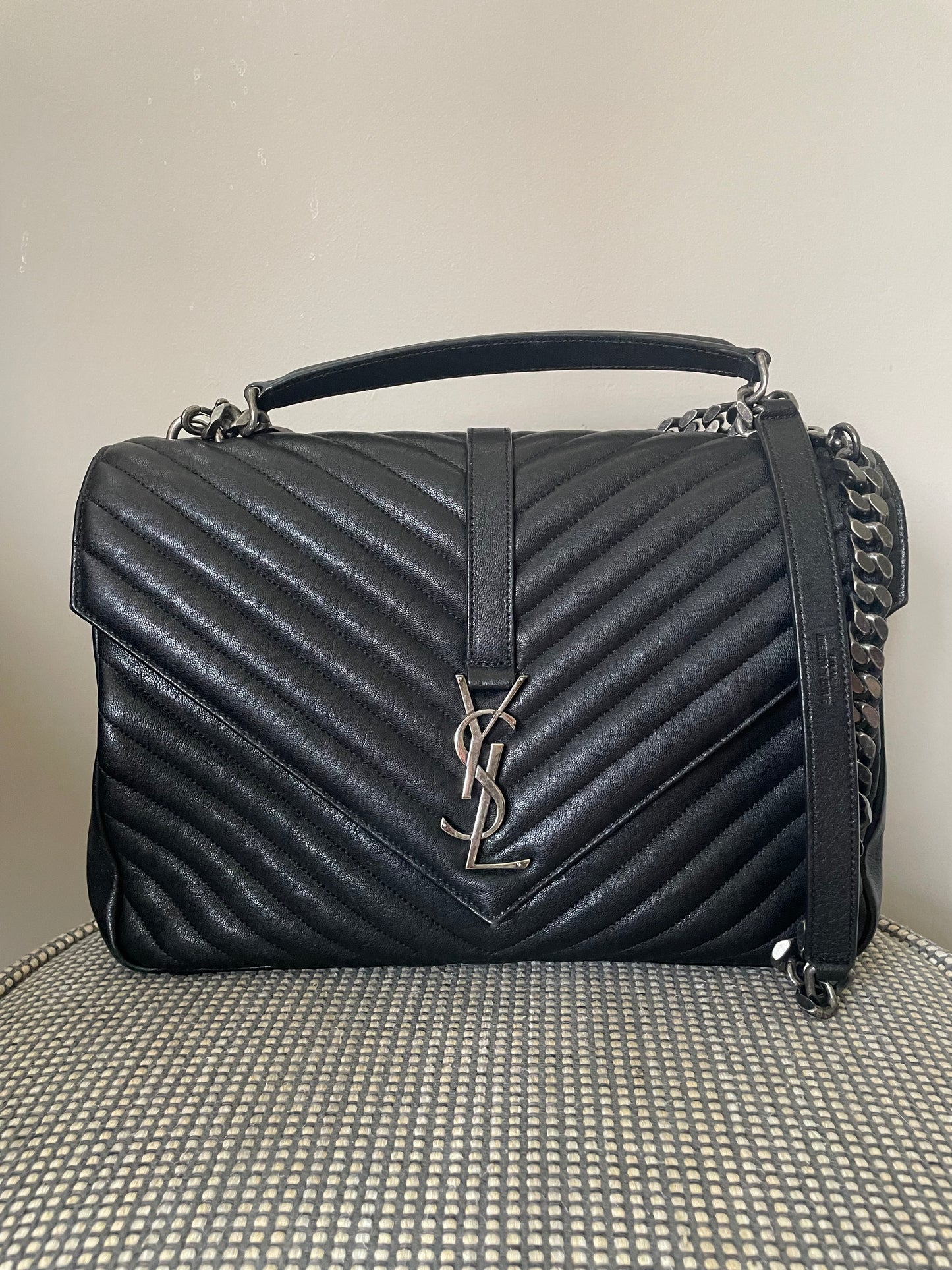 Preloved Saint Laurent Matelasse Chevron Monogram College Bag, Large