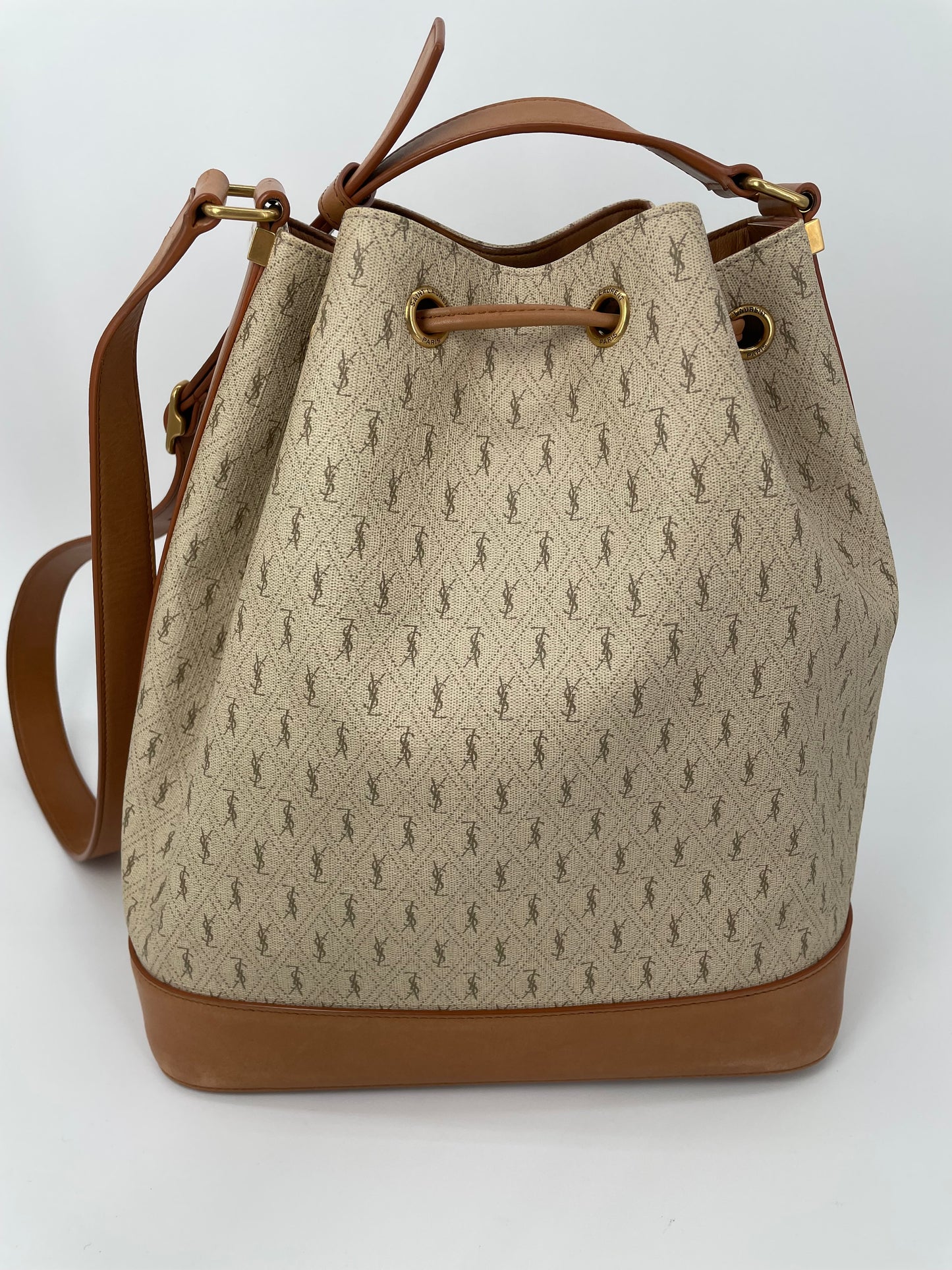 Preloved Saint Laurent Le Monogramme Bucket Bag