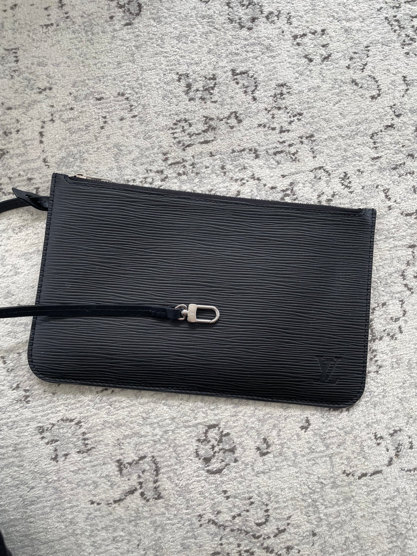 Preloved Louis Vuitton Neverfull Tote Bag in Epi Leather,  MM