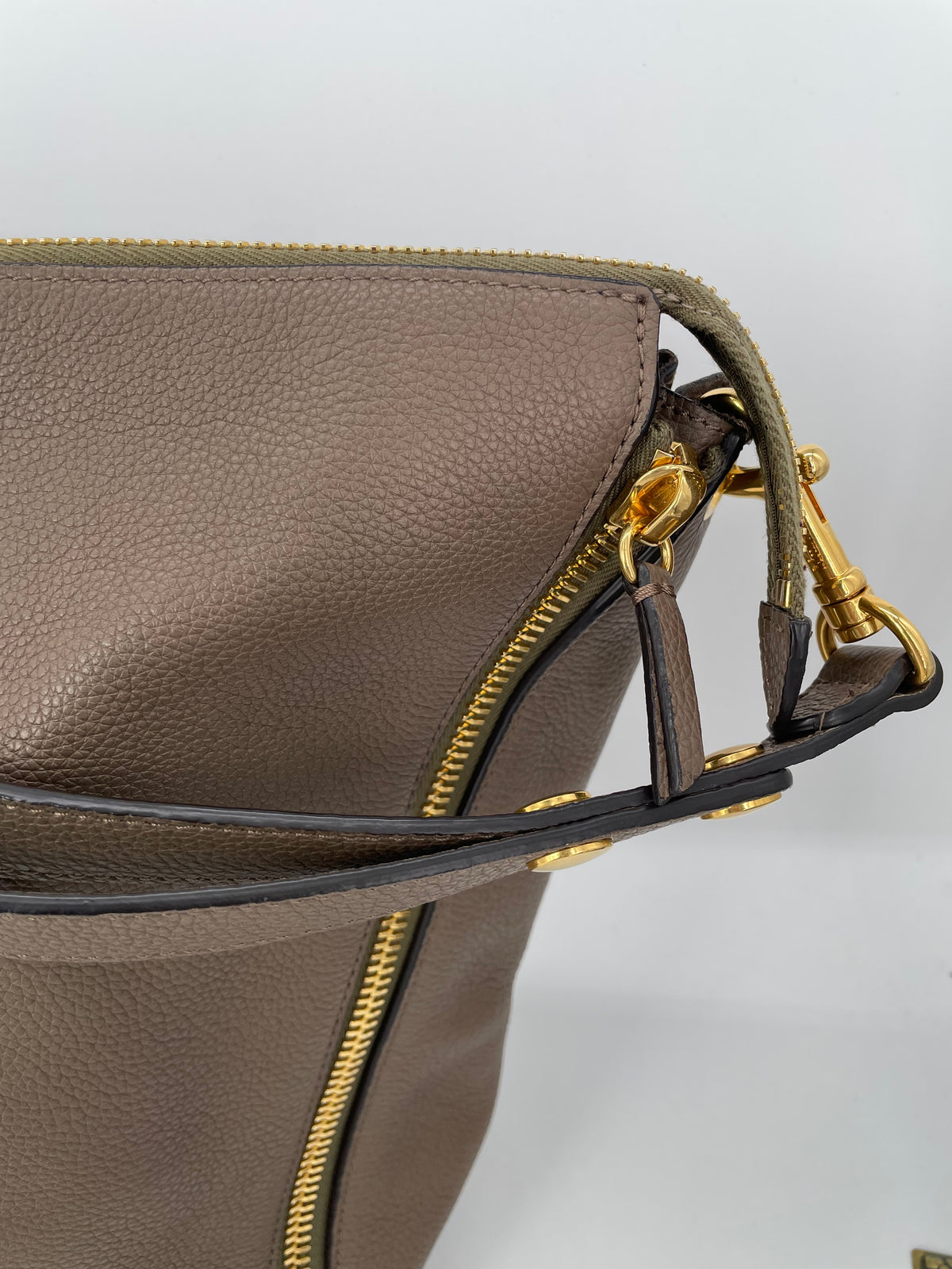 Preloved Mulberry Camden Bucket Shoulder Bag, Medium