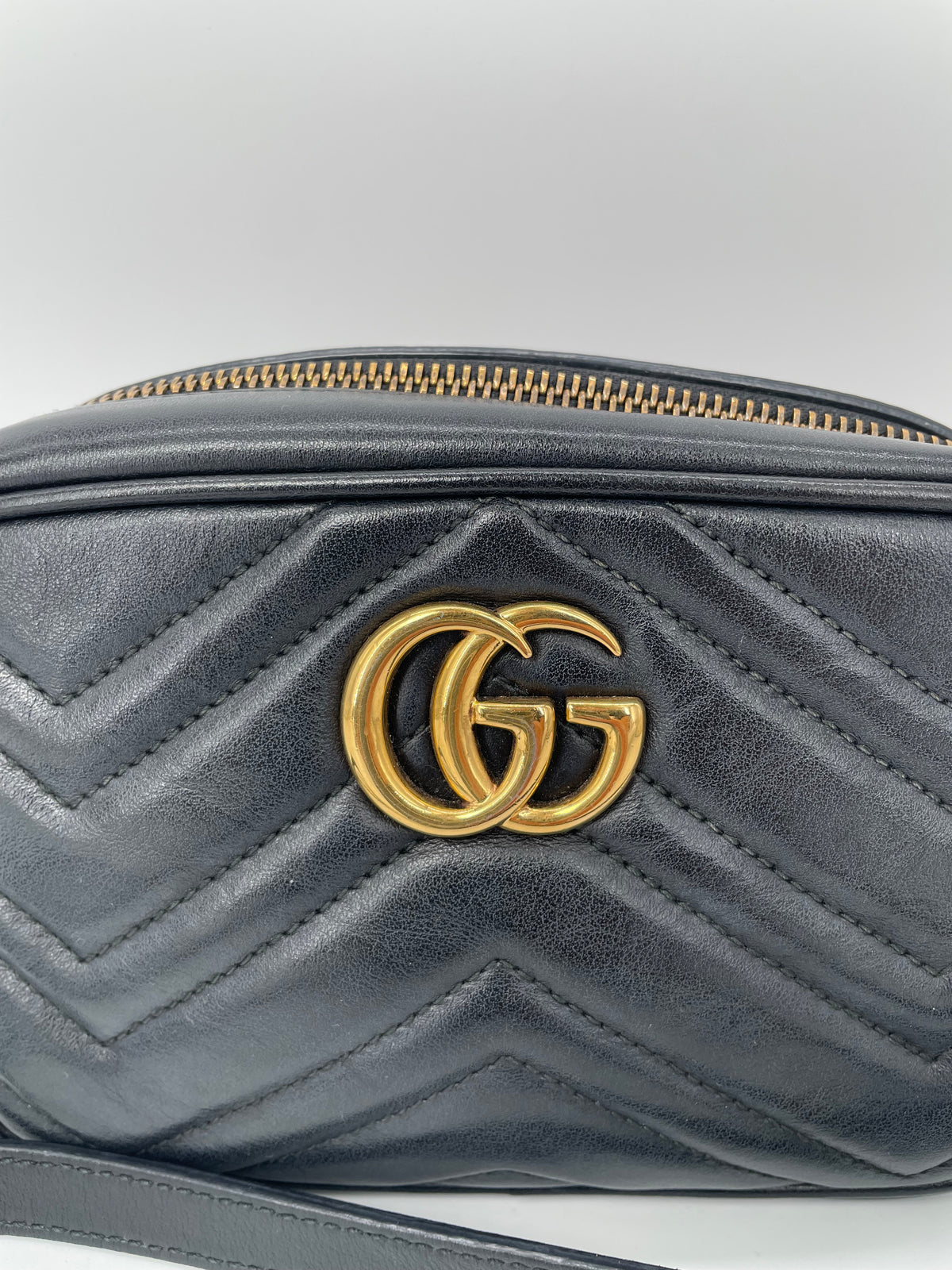 Preloved Gucci Marmont Crossbody Camera Bag, Mini