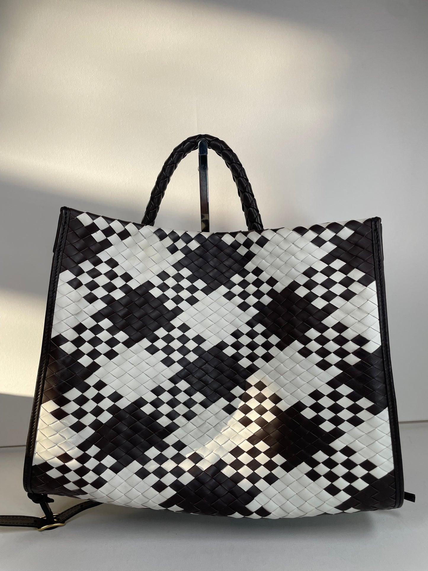 Preloved Mulberry Iris Woven Tote Bag with Long Strap
