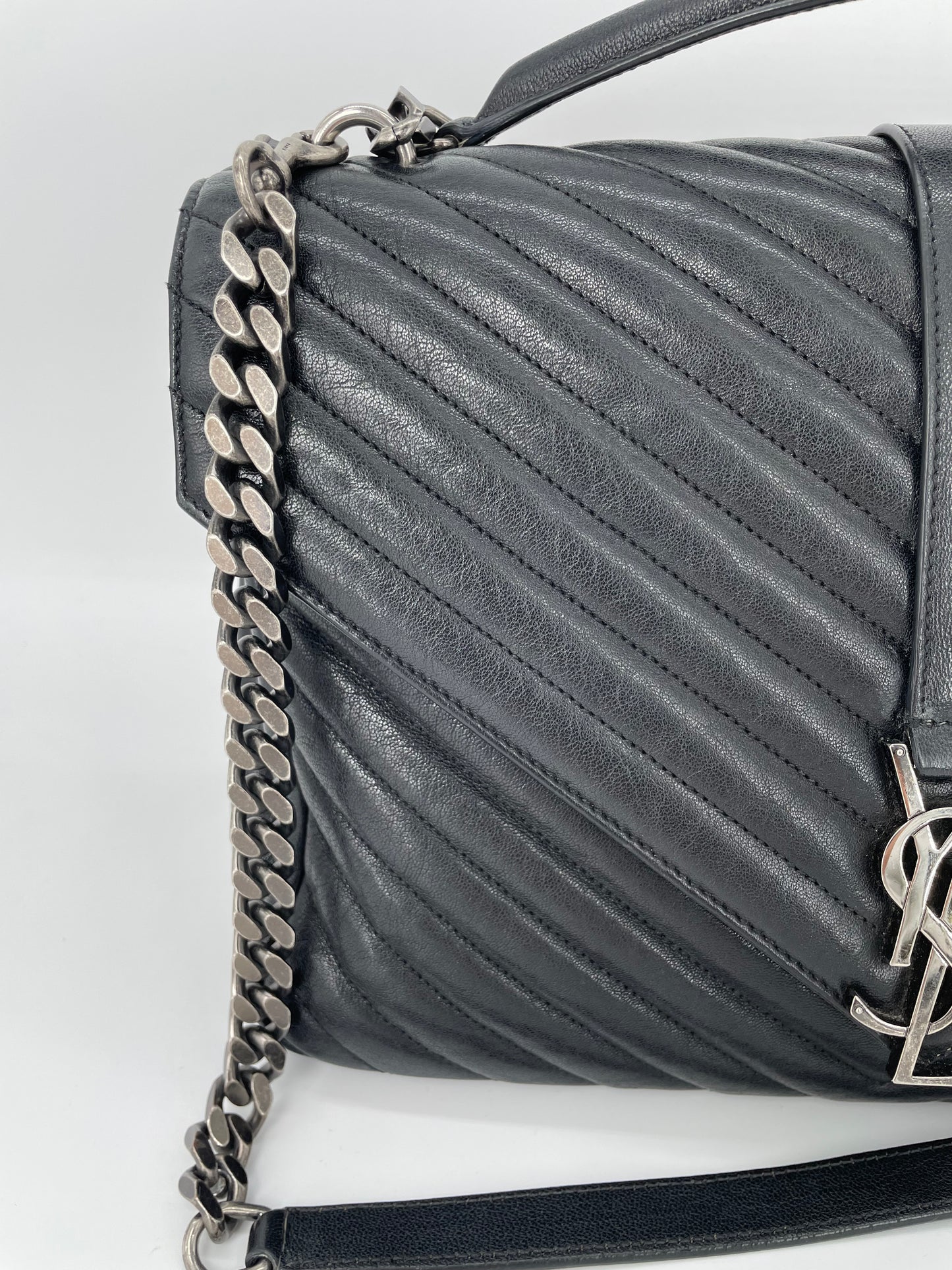 Preloved Saint Laurent Matelasse Chevron Monogram College Bag, Large