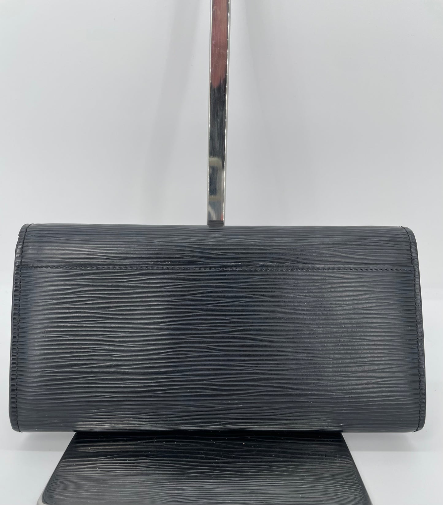 Preloved Louis Vuitton Sarah Epi Leather Continental Wallet