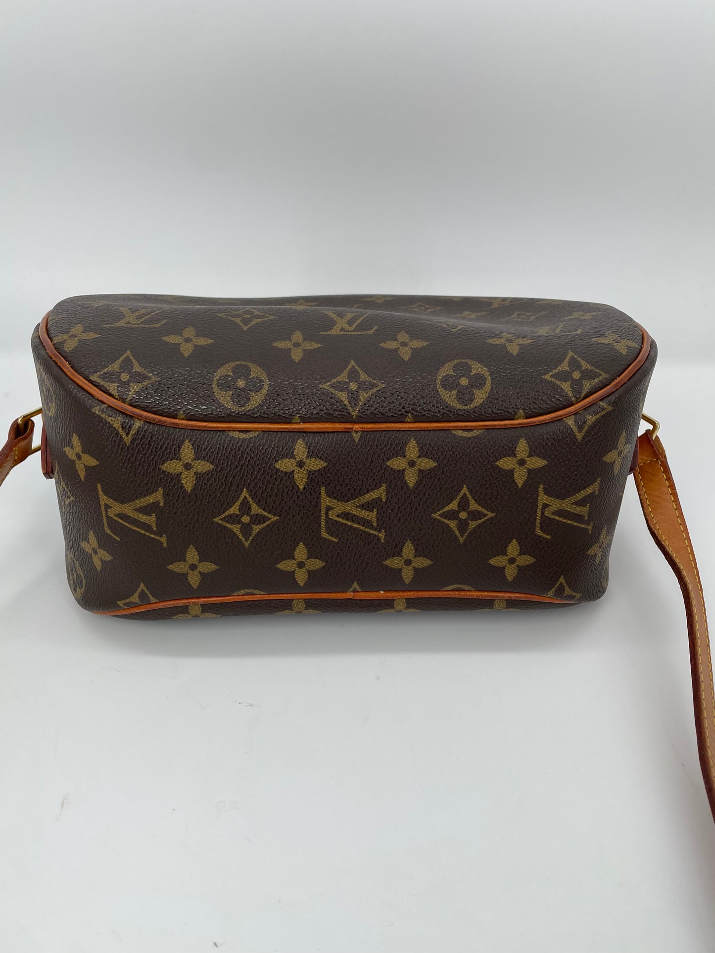 Preloved Louis Vuitton Blois Camera Bag