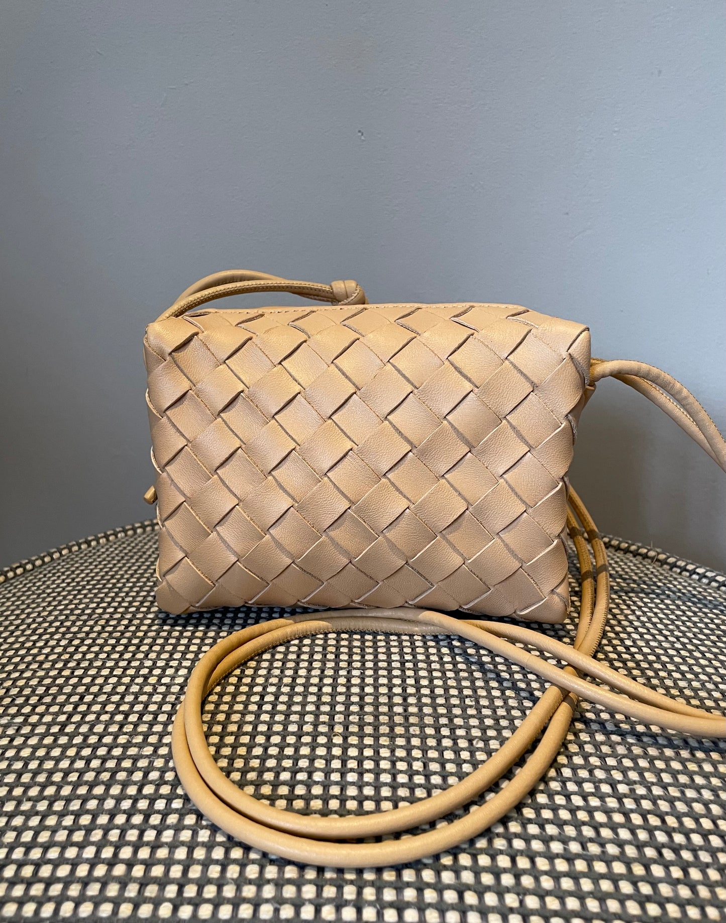 Preloved Bottega Veneta Loop Camera Bag, Mini