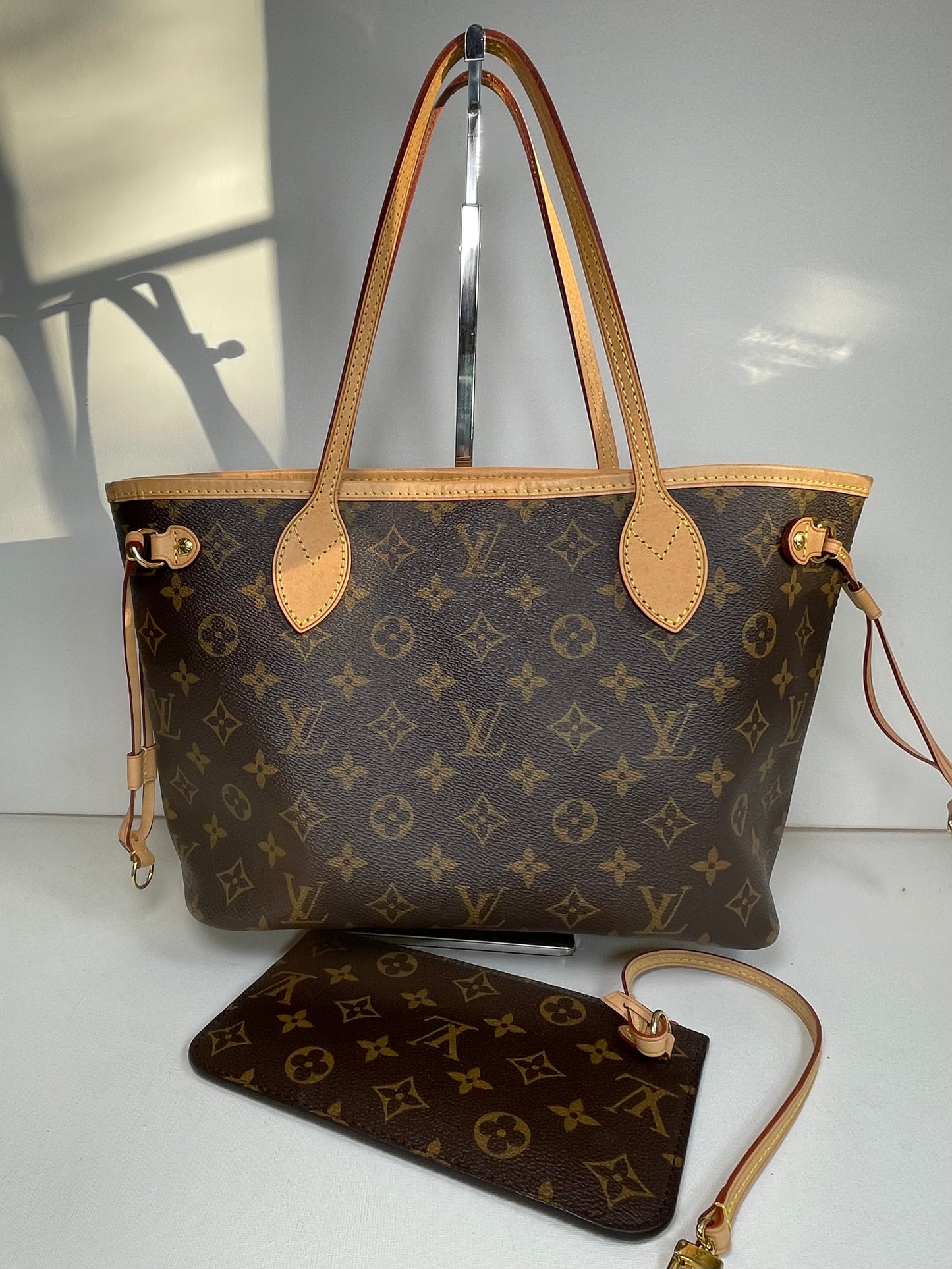 Preloved Louis Vuitton Neverfull Tote Bag, PM