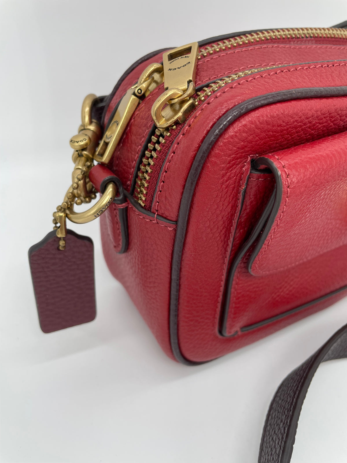 Preloved Coach Willow Camera Bag