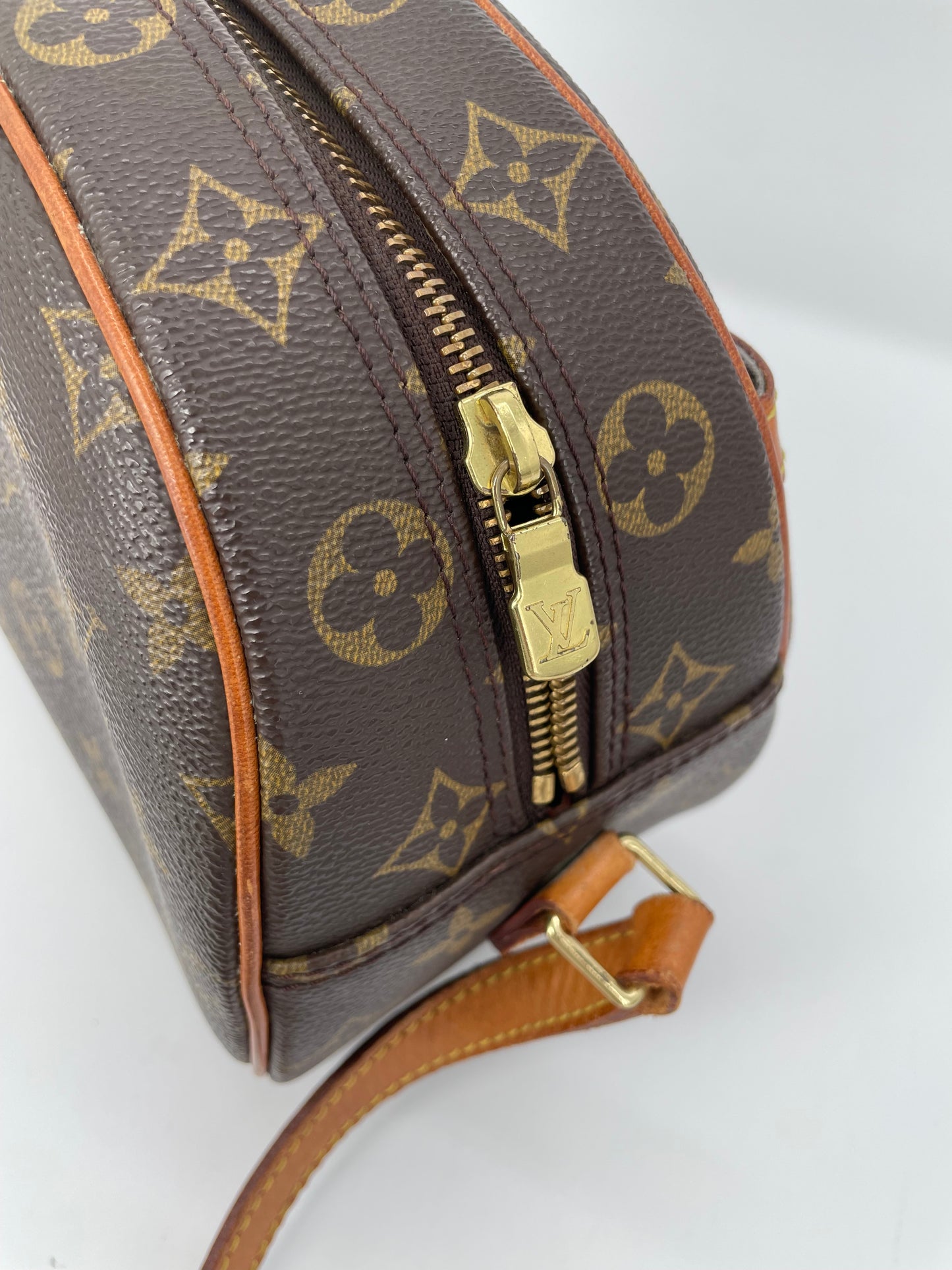 Preloved Louis Vuitton Blois Camera Bag