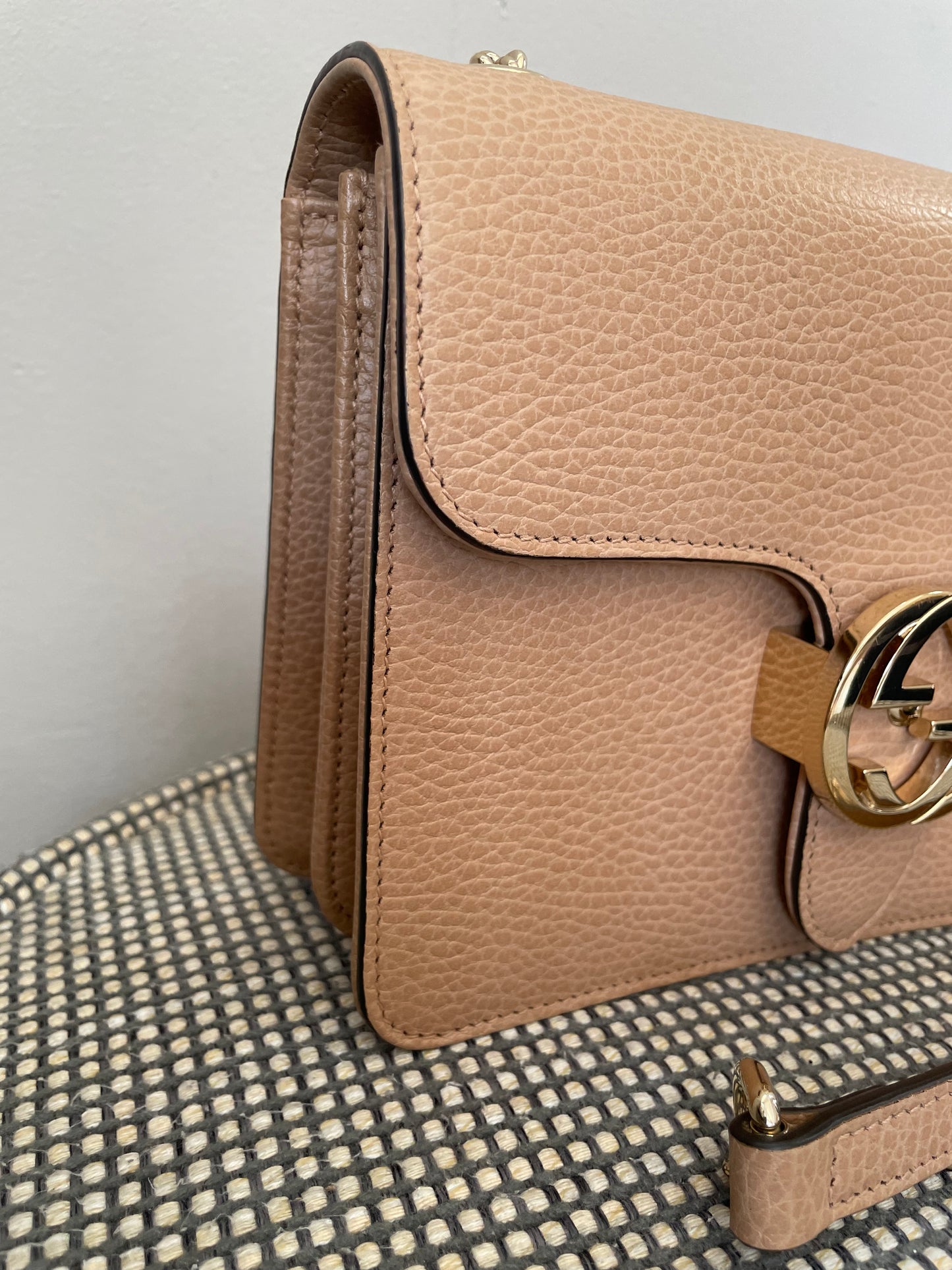 Preloved Gucci Interlocking Shoulder Bag