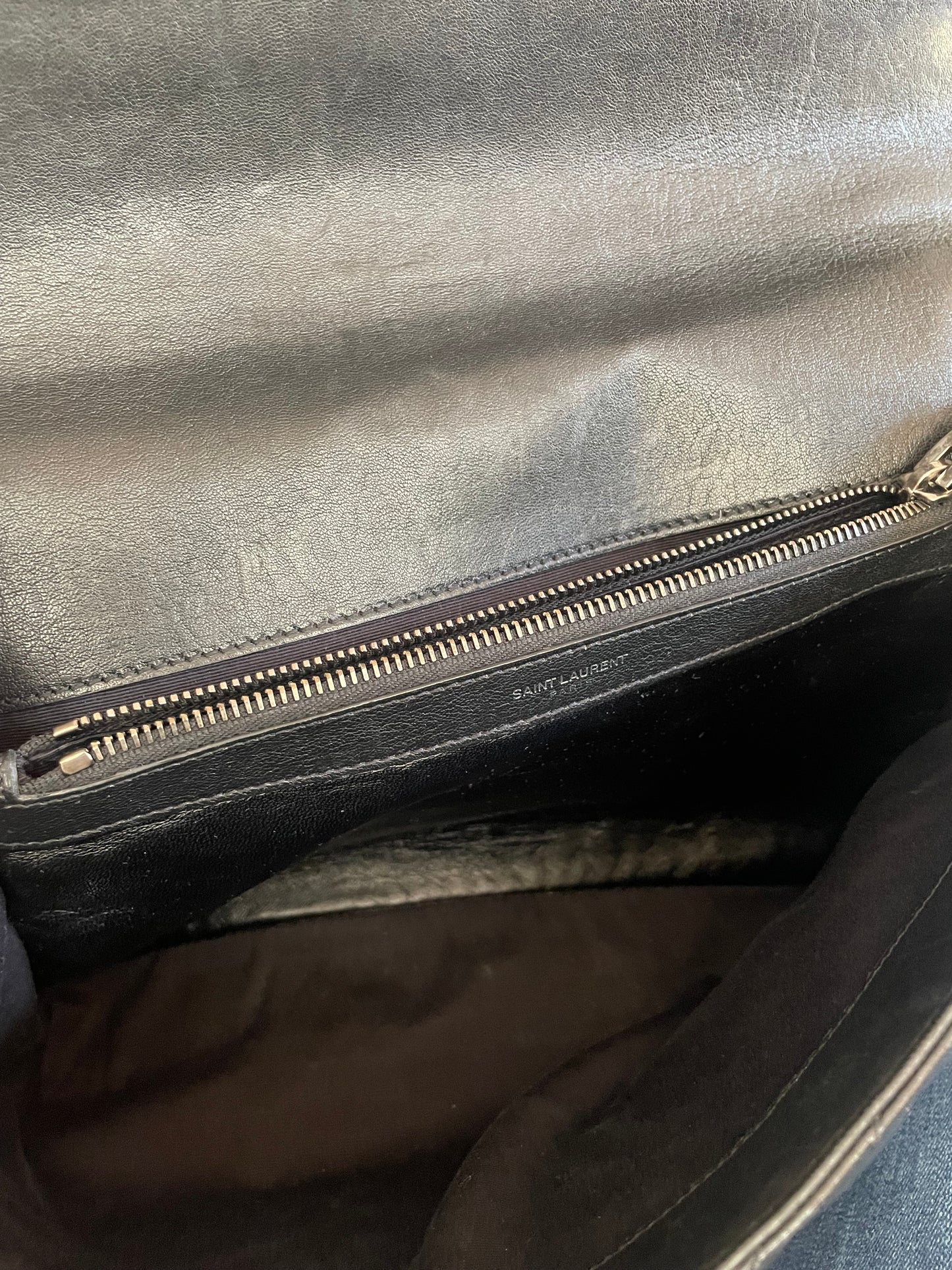 Preloved Saint Laurent Matelasse Chevron Monogram College Bag, Large