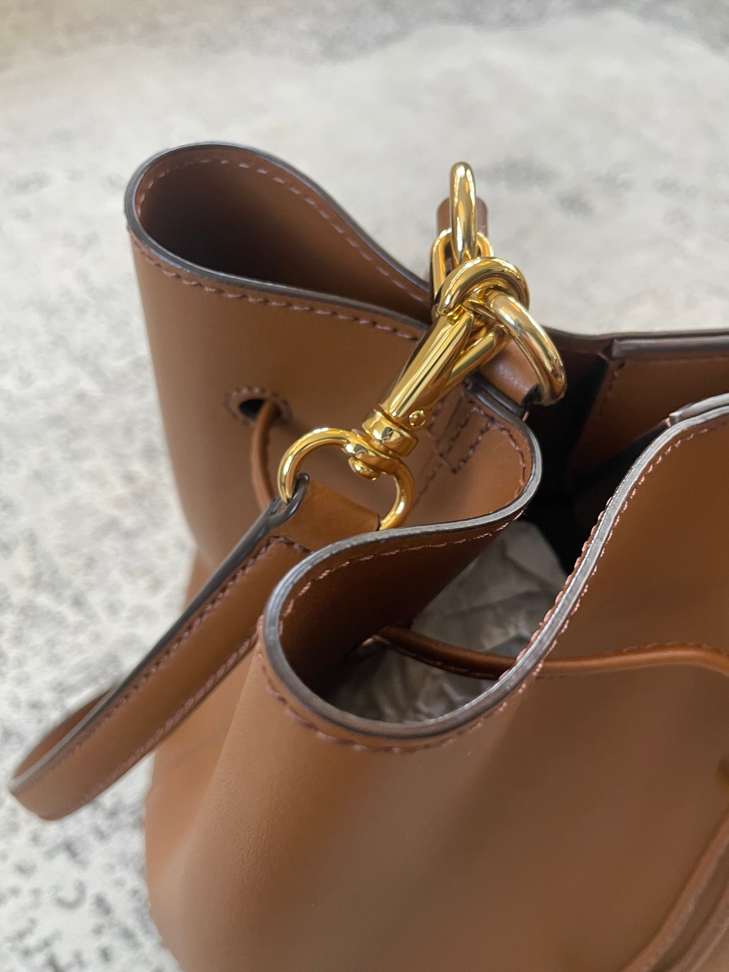 Preloved Ralph Lauren Dryden Debby bucket bag